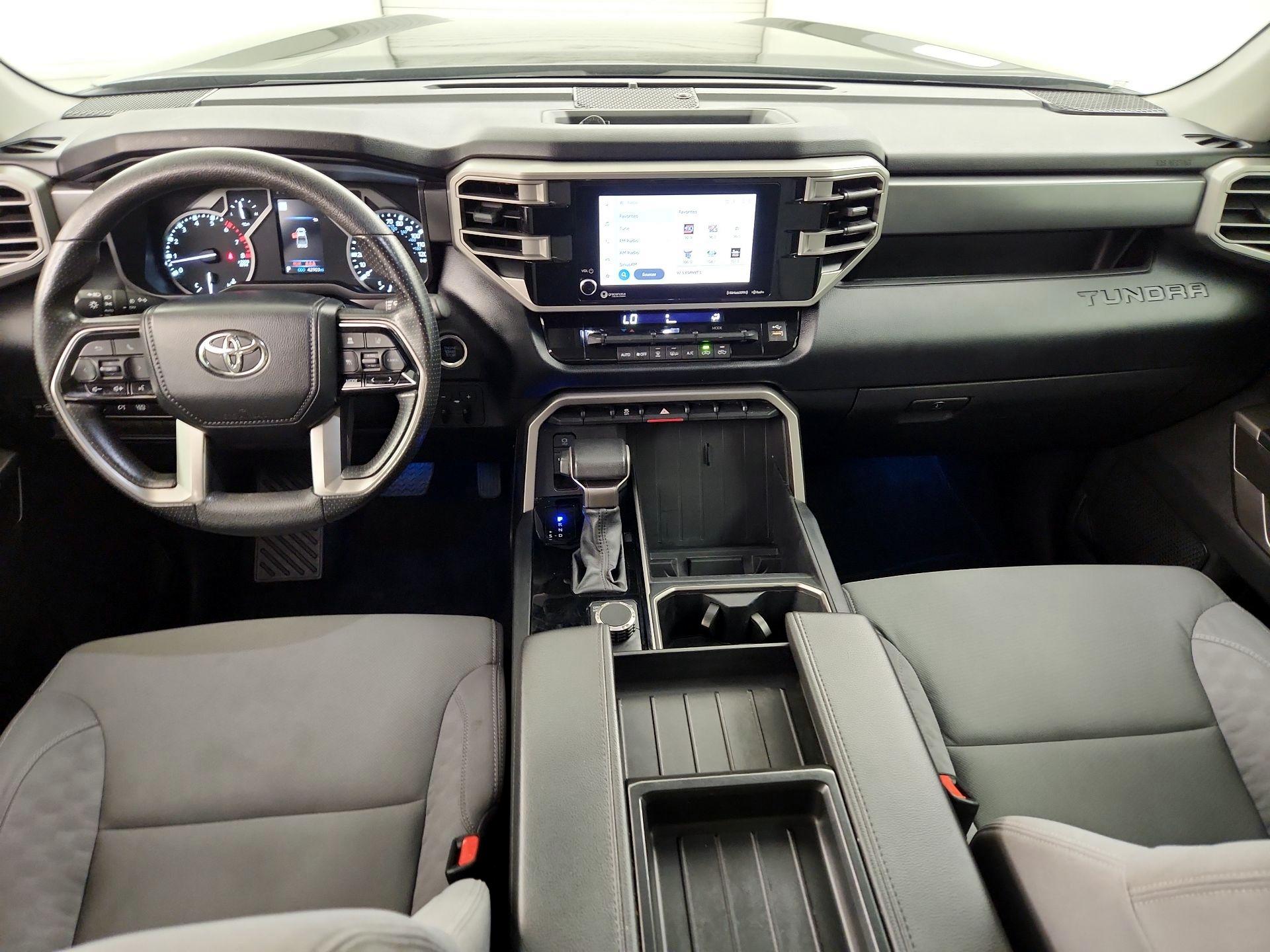 Thumbnail: 2024 Toyota Tundra - 9