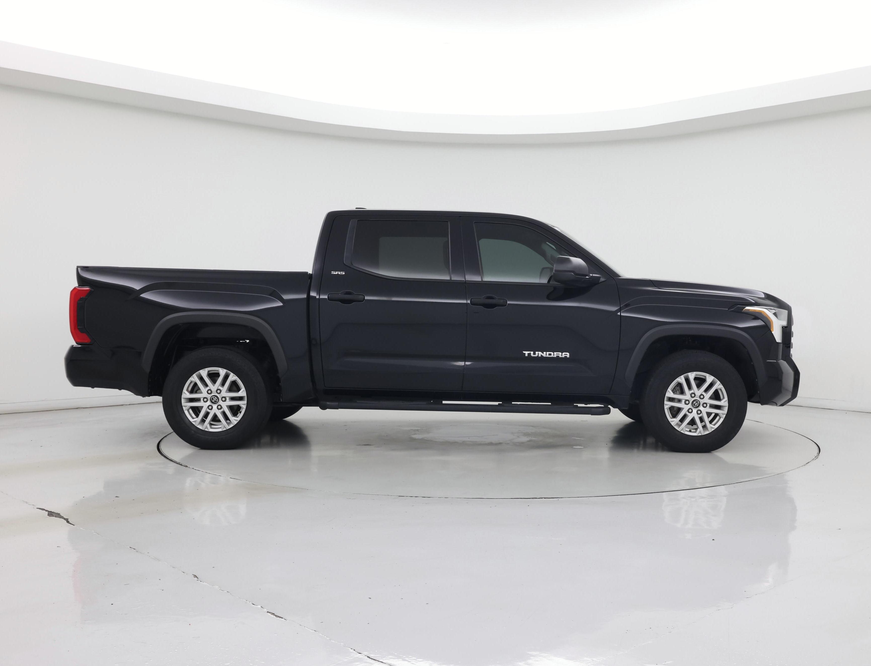 Thumbnail: 2024 Toyota Tundra - 7