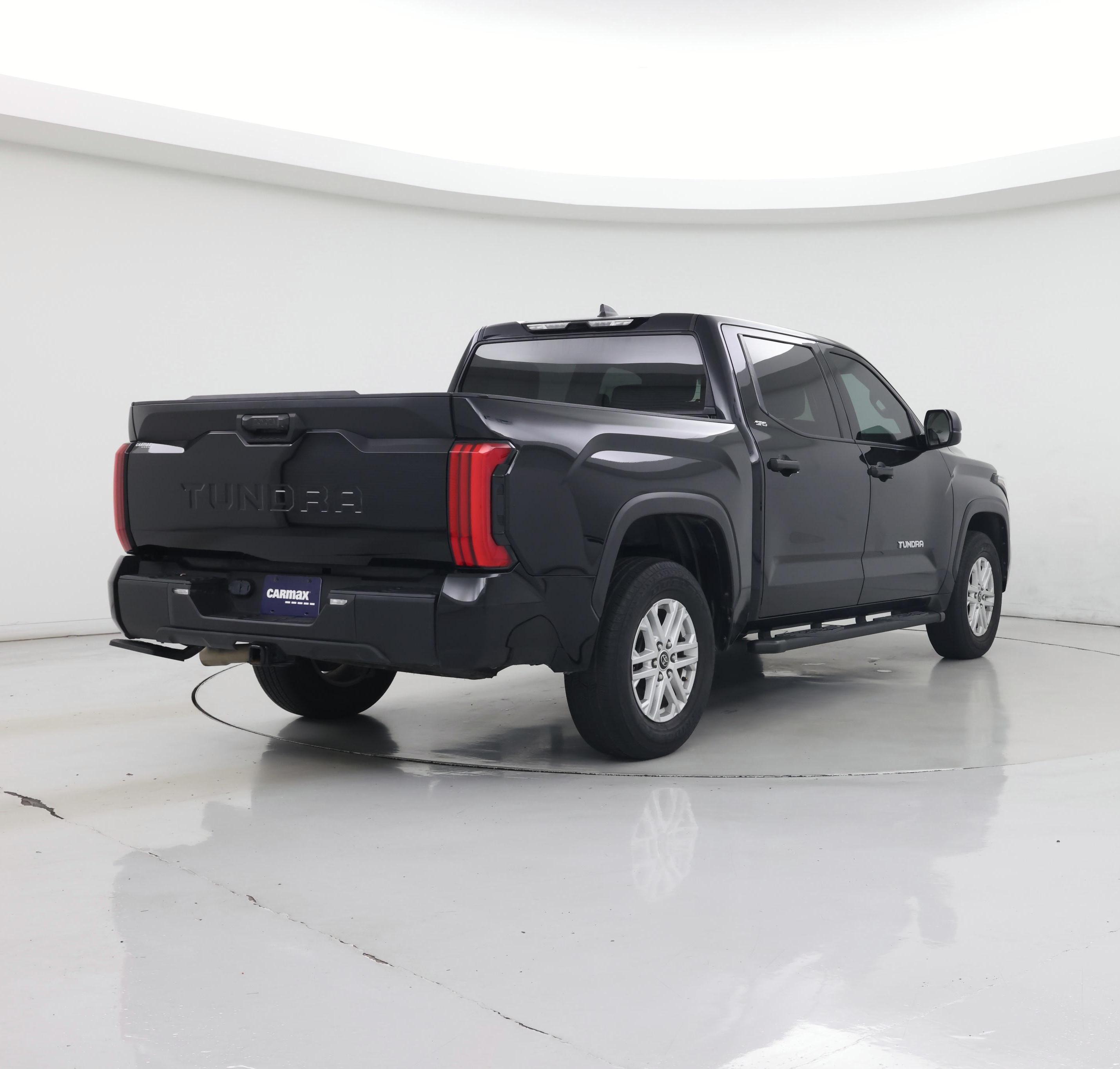 Thumbnail: 2024 Toyota Tundra - 8