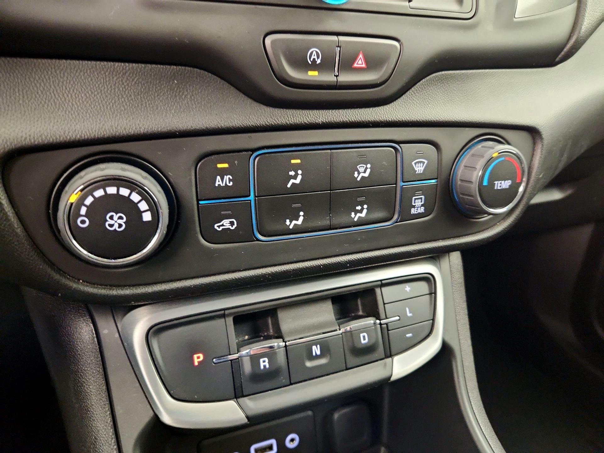 Thumbnail: 2024 GMC Terrain - 16