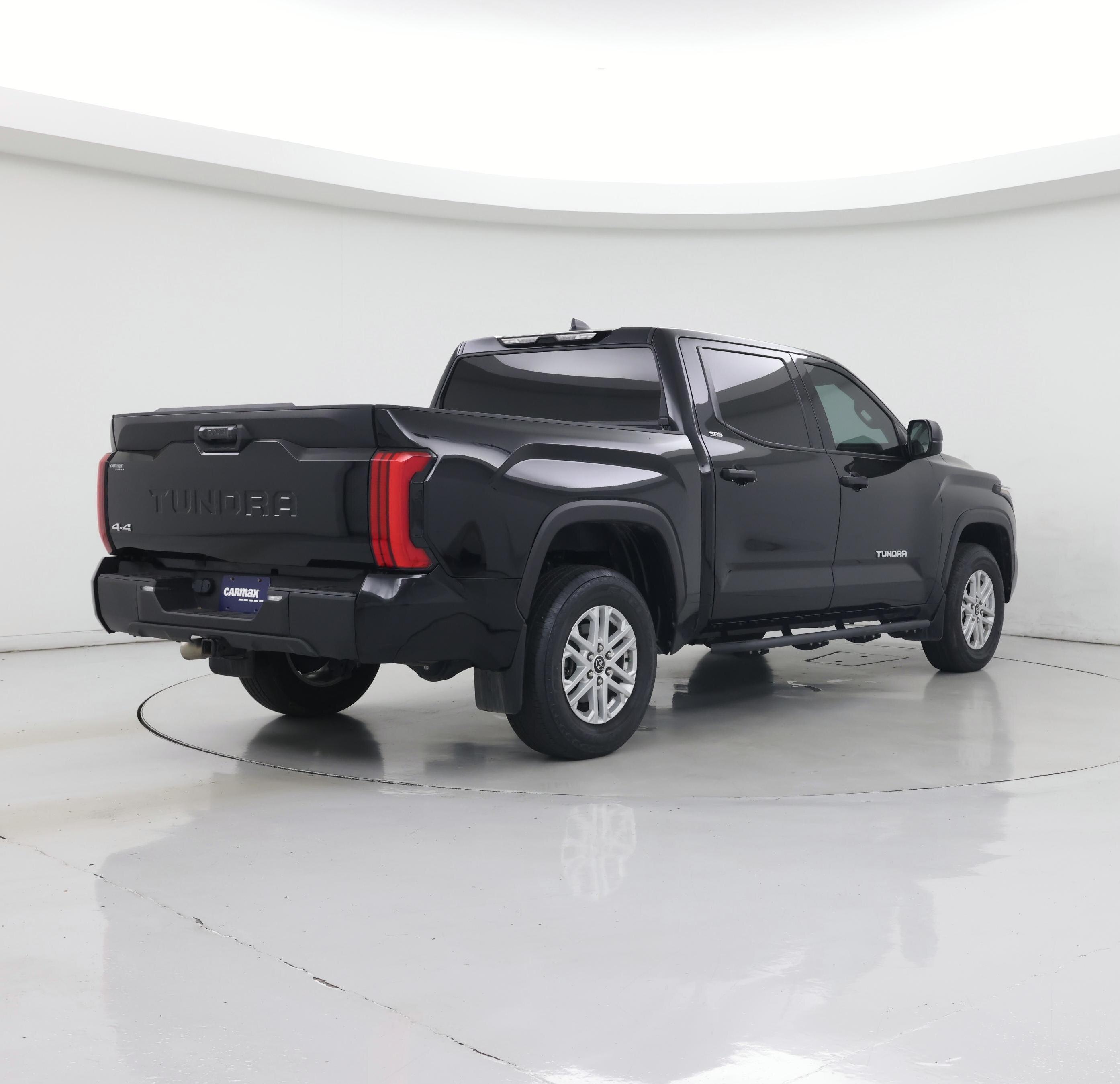 Thumbnail: 2024 Toyota Tundra - 8