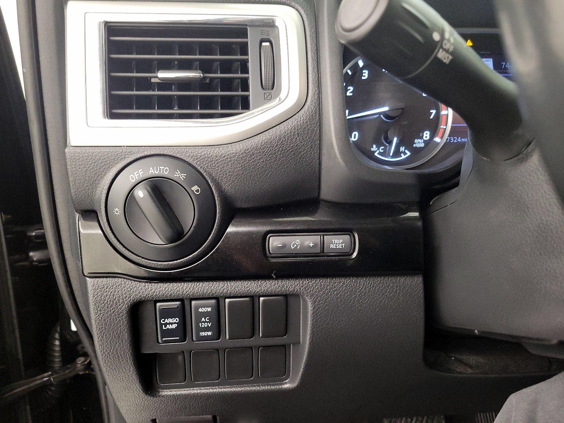 Thumbnail: 2021 Nissan Titan - 13