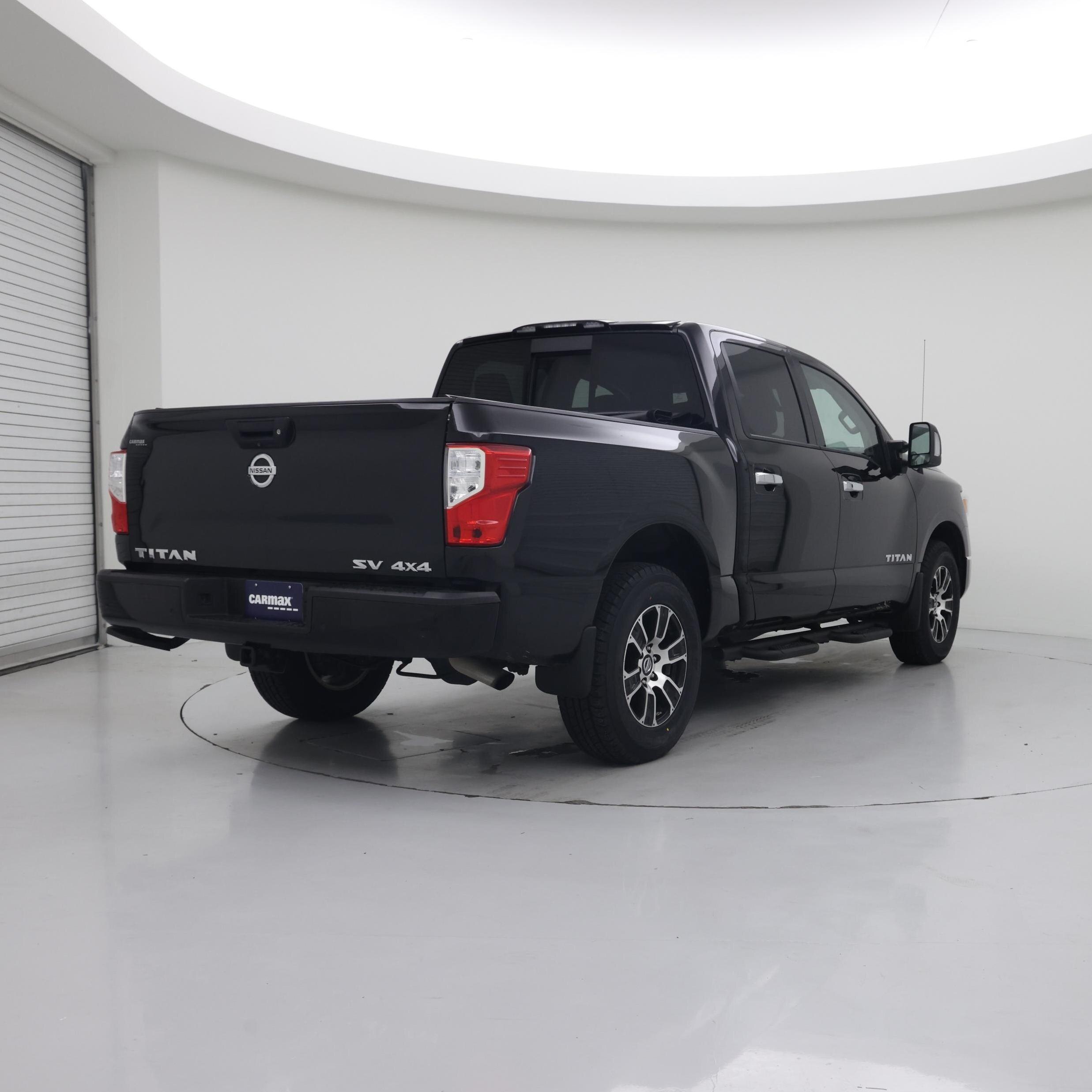 Thumbnail: 2021 Nissan Titan - 8