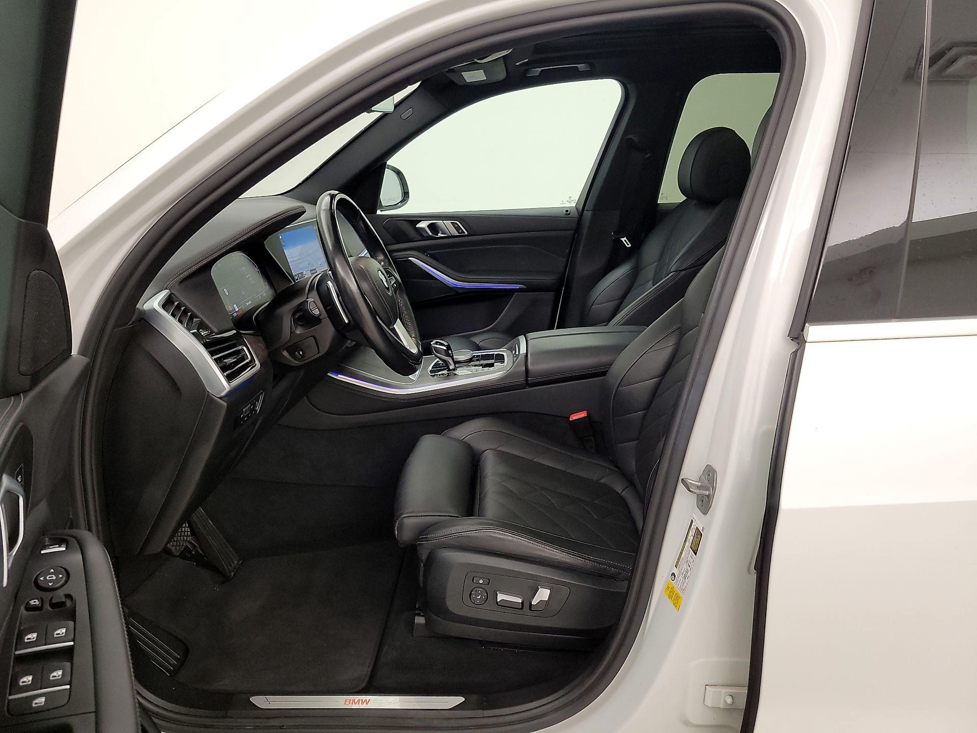 Thumbnail: 2023 BMW X5 - 11