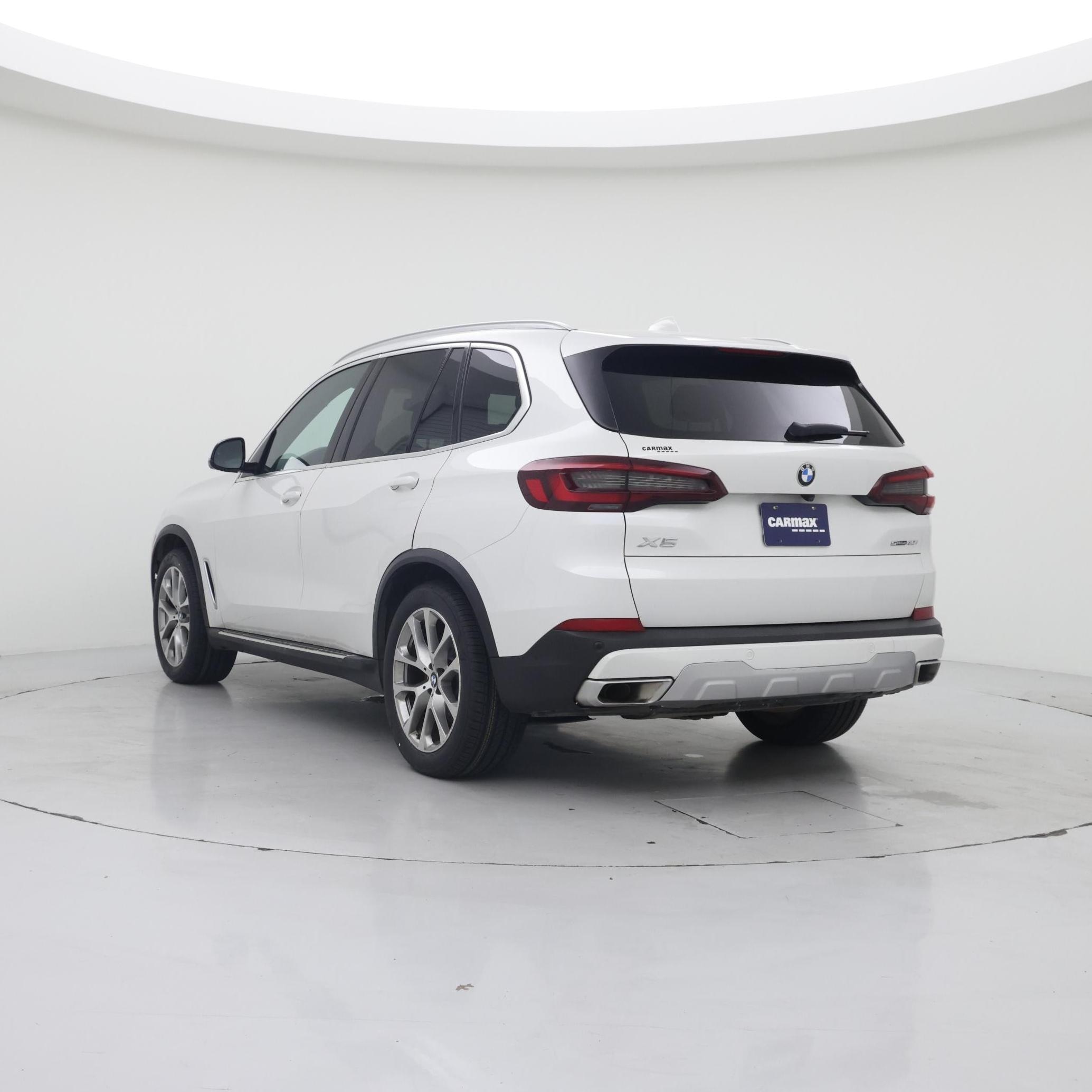 Thumbnail: 2023 BMW X5 - 2