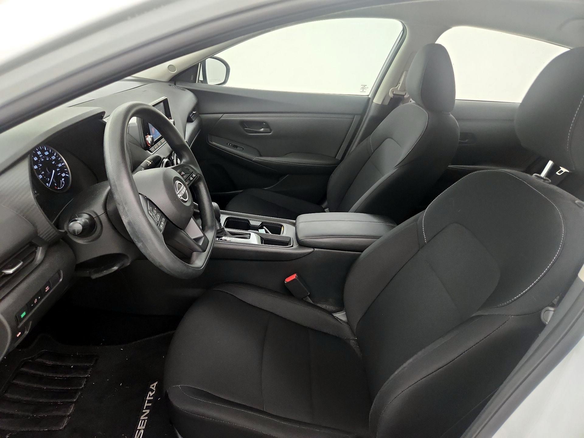 Thumbnail: 2024 Nissan Sentra - 9
