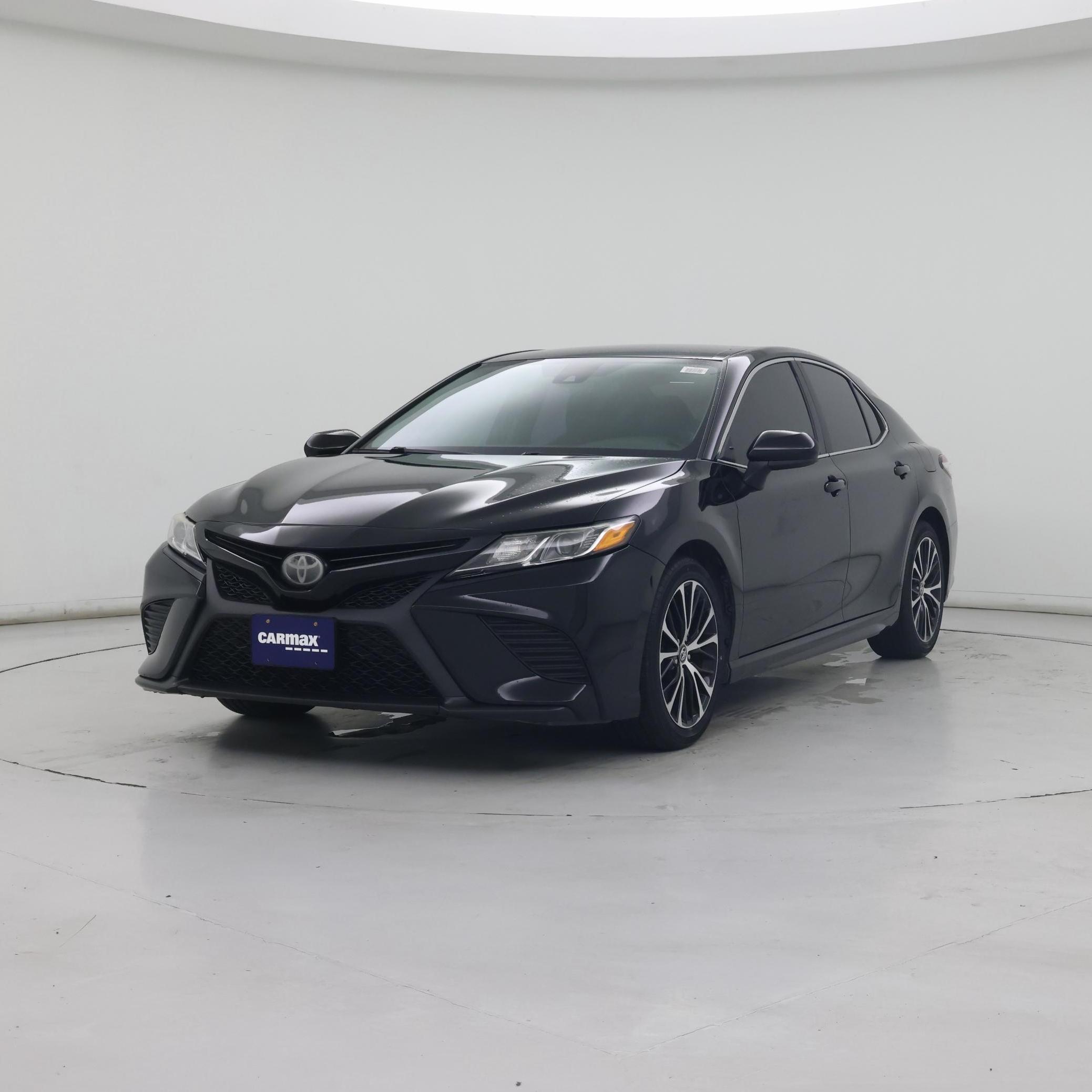 Thumbnail: 2020 Toyota Camry - 4