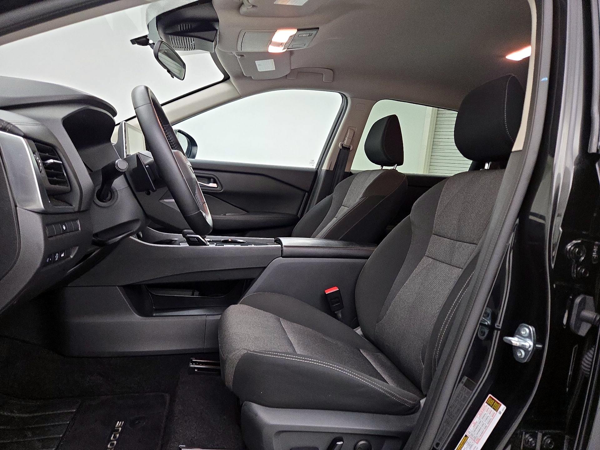 Thumbnail: 2025 Nissan Rogue - 11