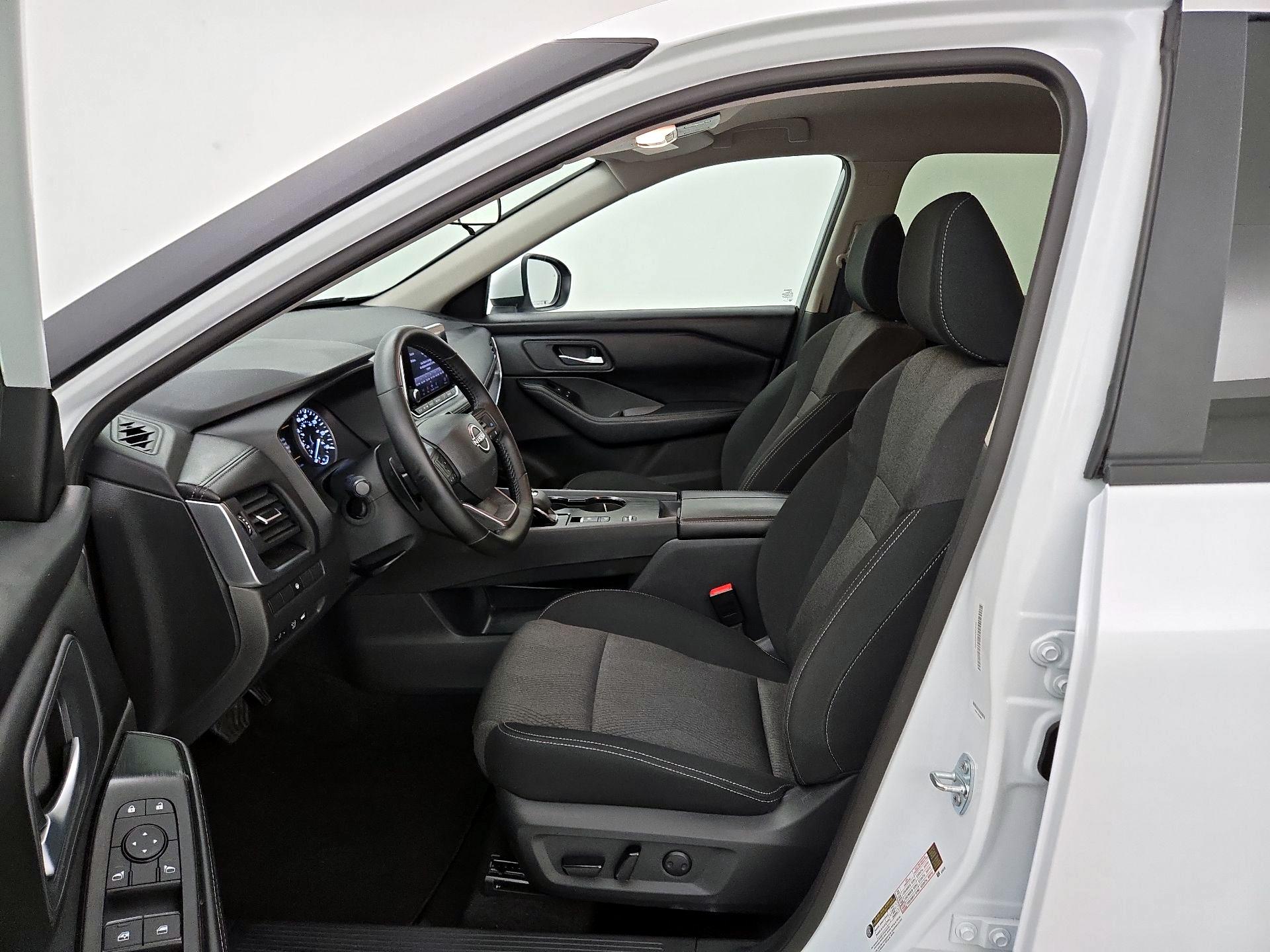 Thumbnail: 2025 Nissan Rogue - 11