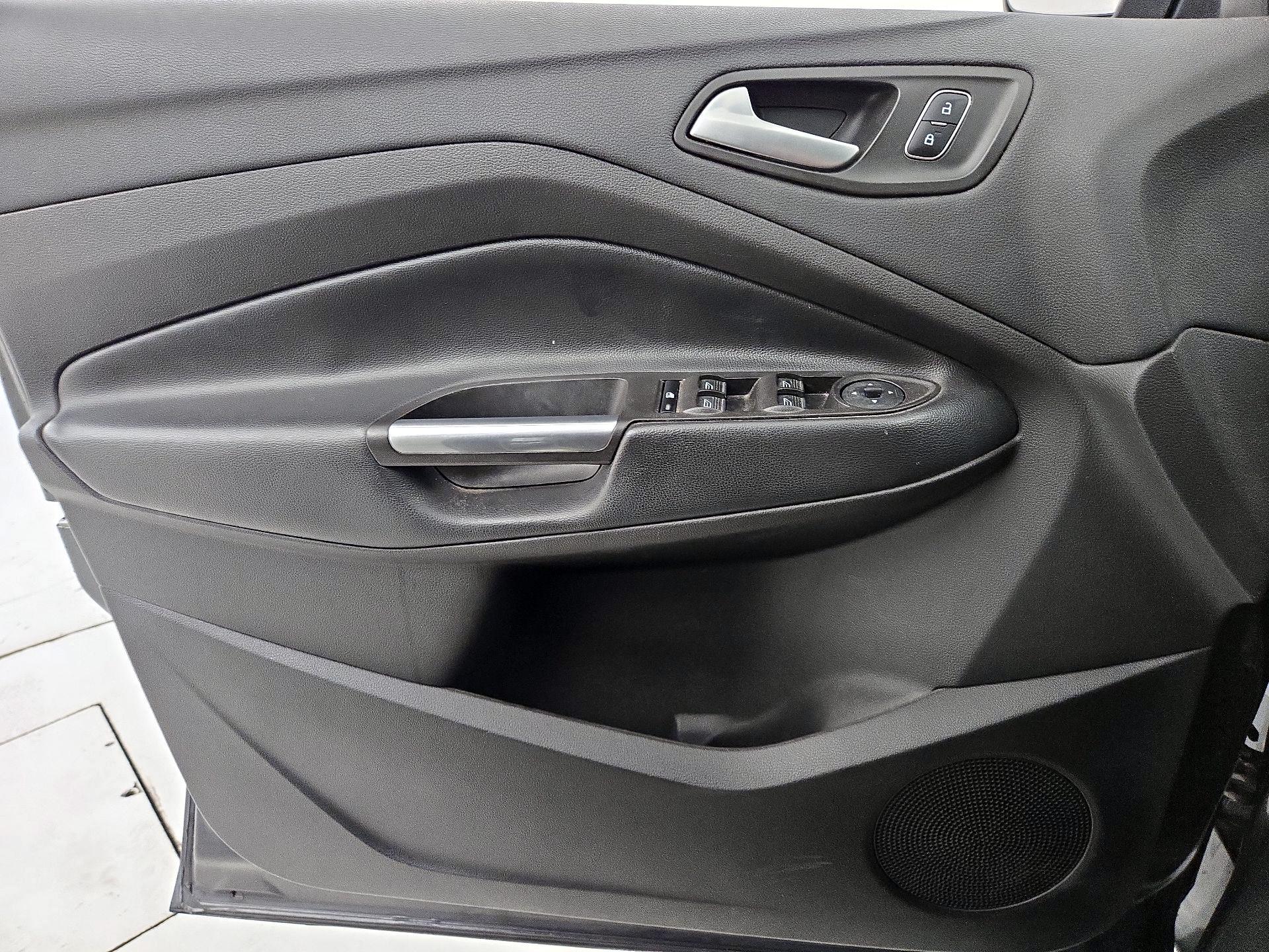 Thumbnail: 2019 Ford Escape - 12