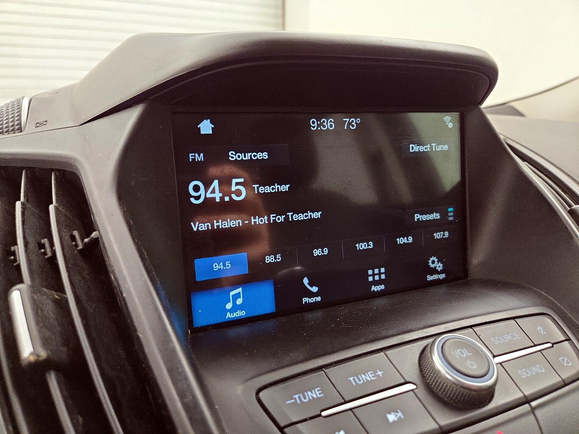 Thumbnail: 2019 Ford Escape - 15