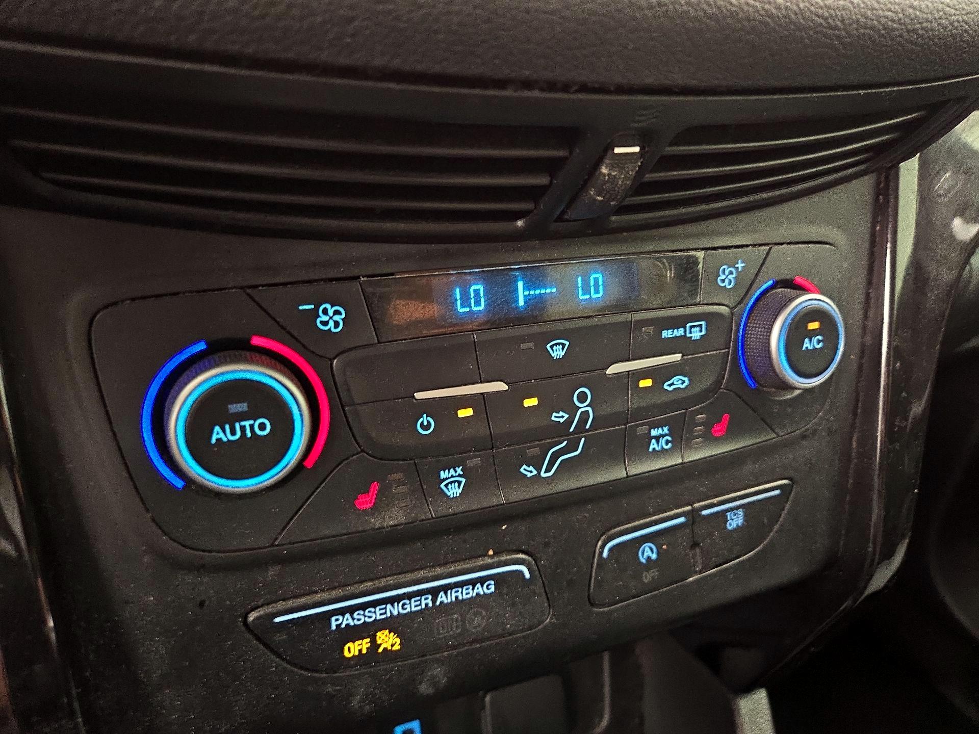 Thumbnail: 2019 Ford Escape - 16