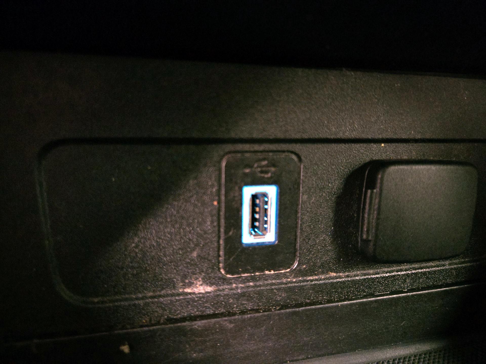 Thumbnail: 2019 Ford Escape - 18