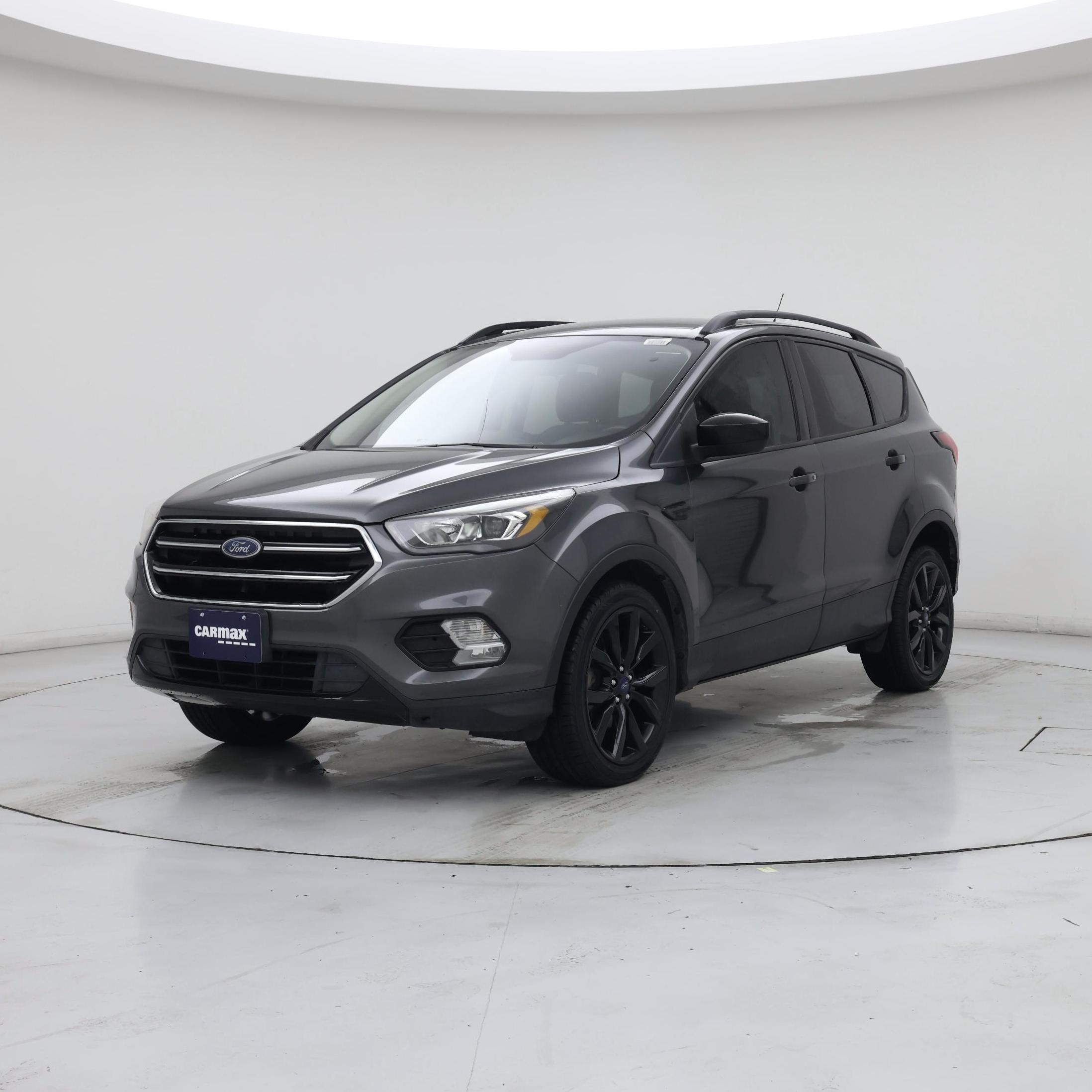 Thumbnail: 2019 Ford Escape - 4