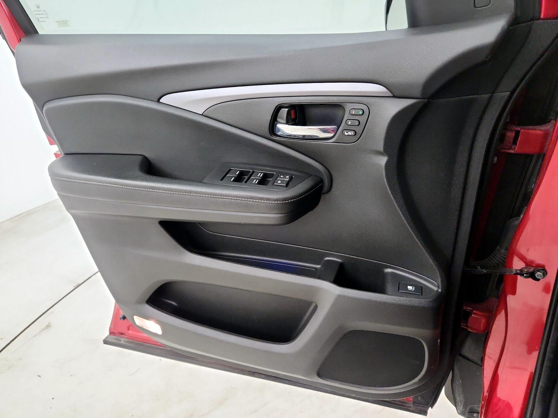 Thumbnail: 2022 Honda Ridgeline - 10