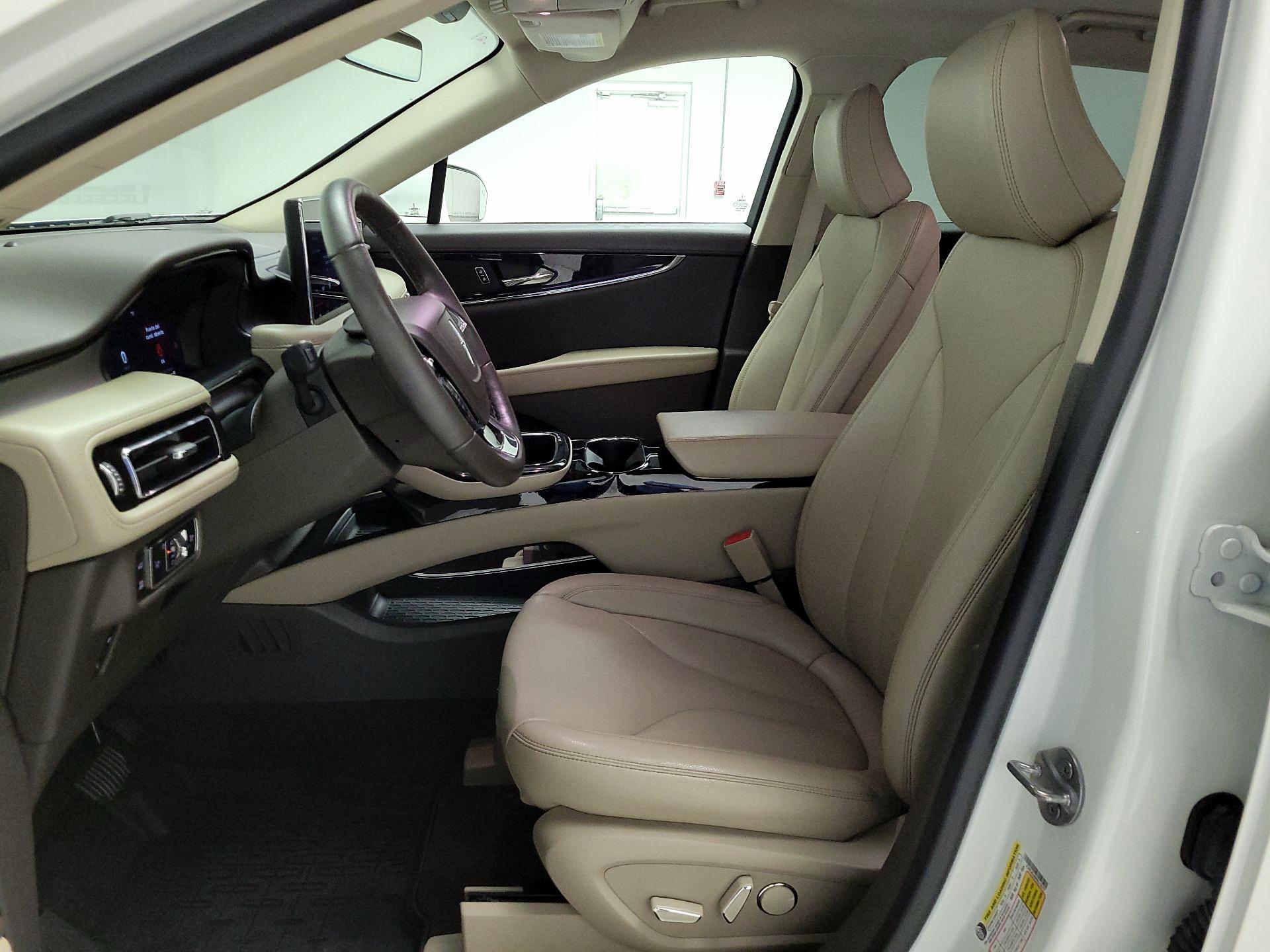 Thumbnail: 2023 Lincoln Nautilus - 11