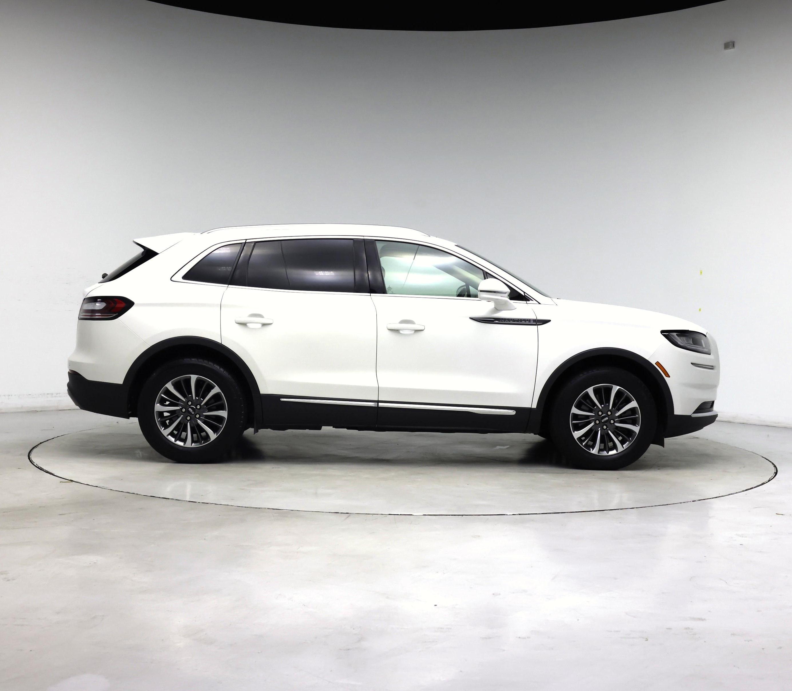 Thumbnail: 2023 Lincoln Nautilus - 7