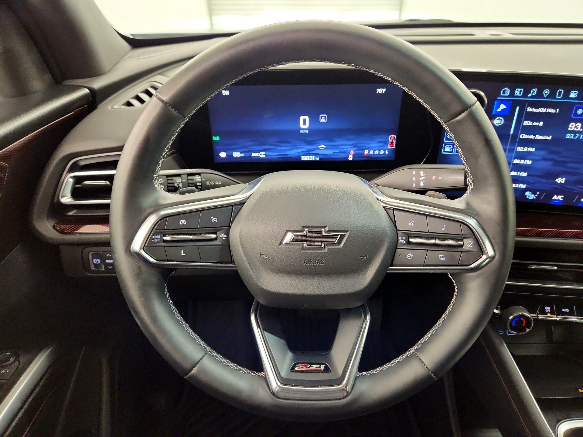 Thumbnail: 2024 Chevrolet Traverse - 10