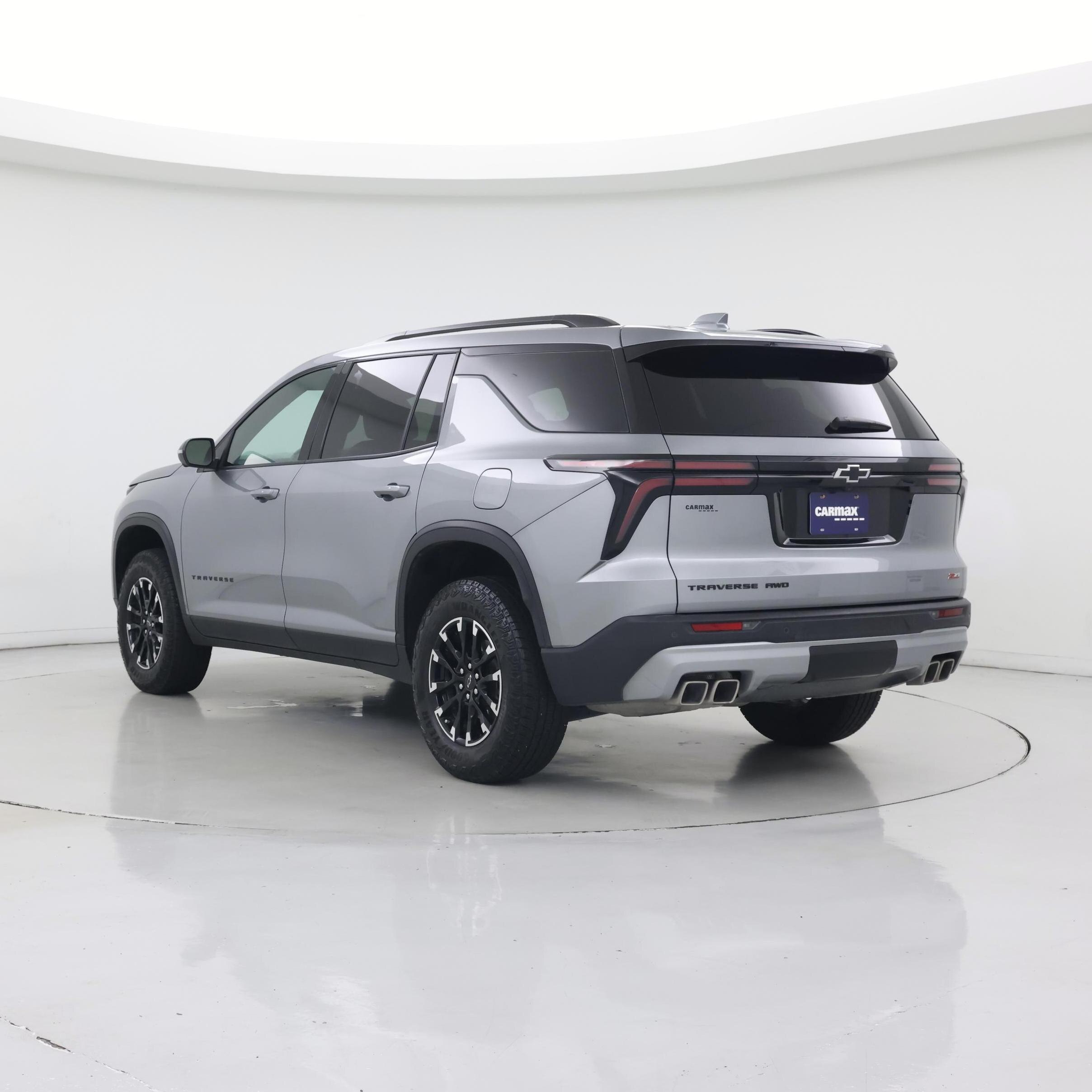 Thumbnail: 2024 Chevrolet Traverse - 2