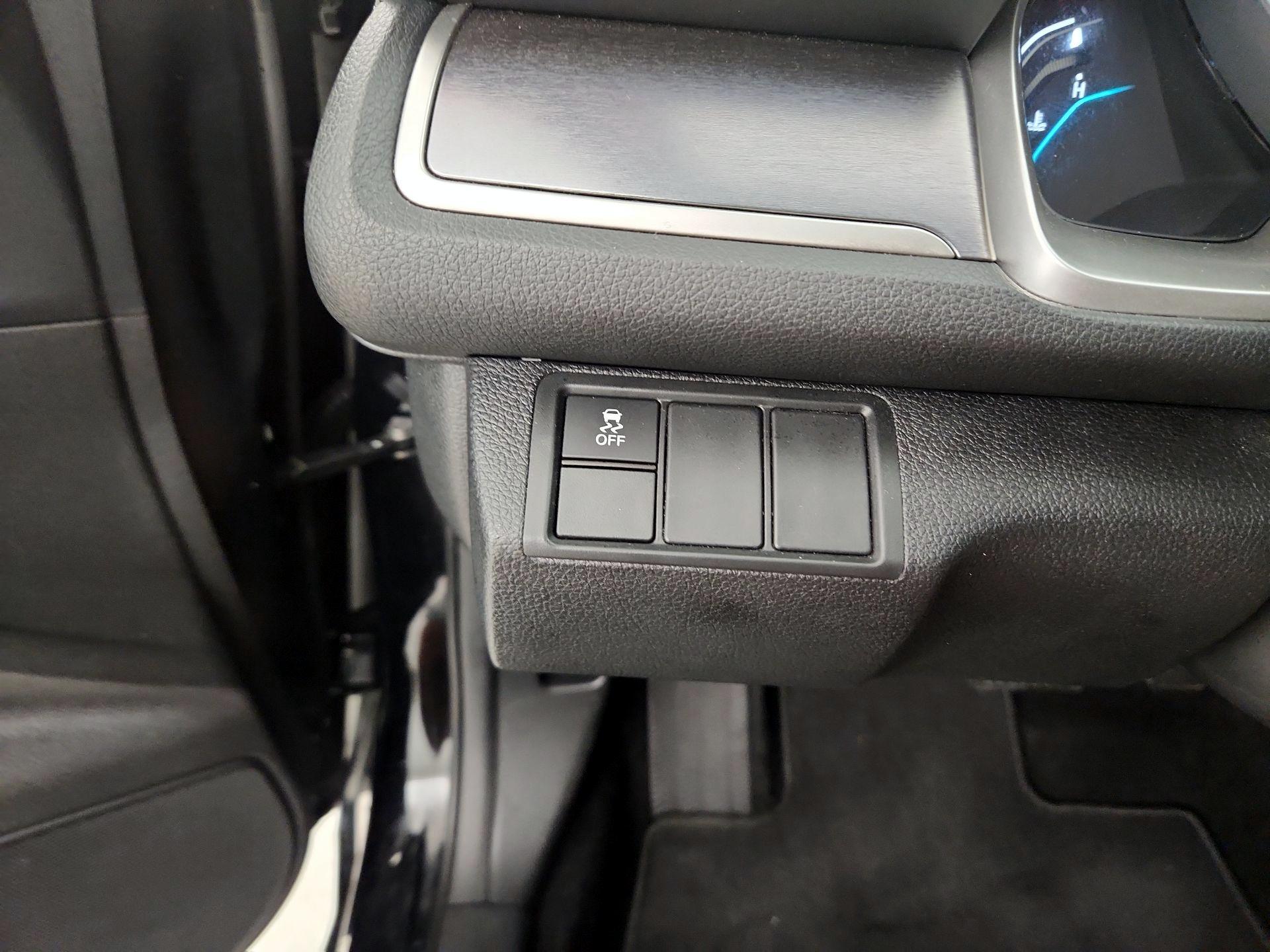 Thumbnail: 2017 Honda Civic - 11