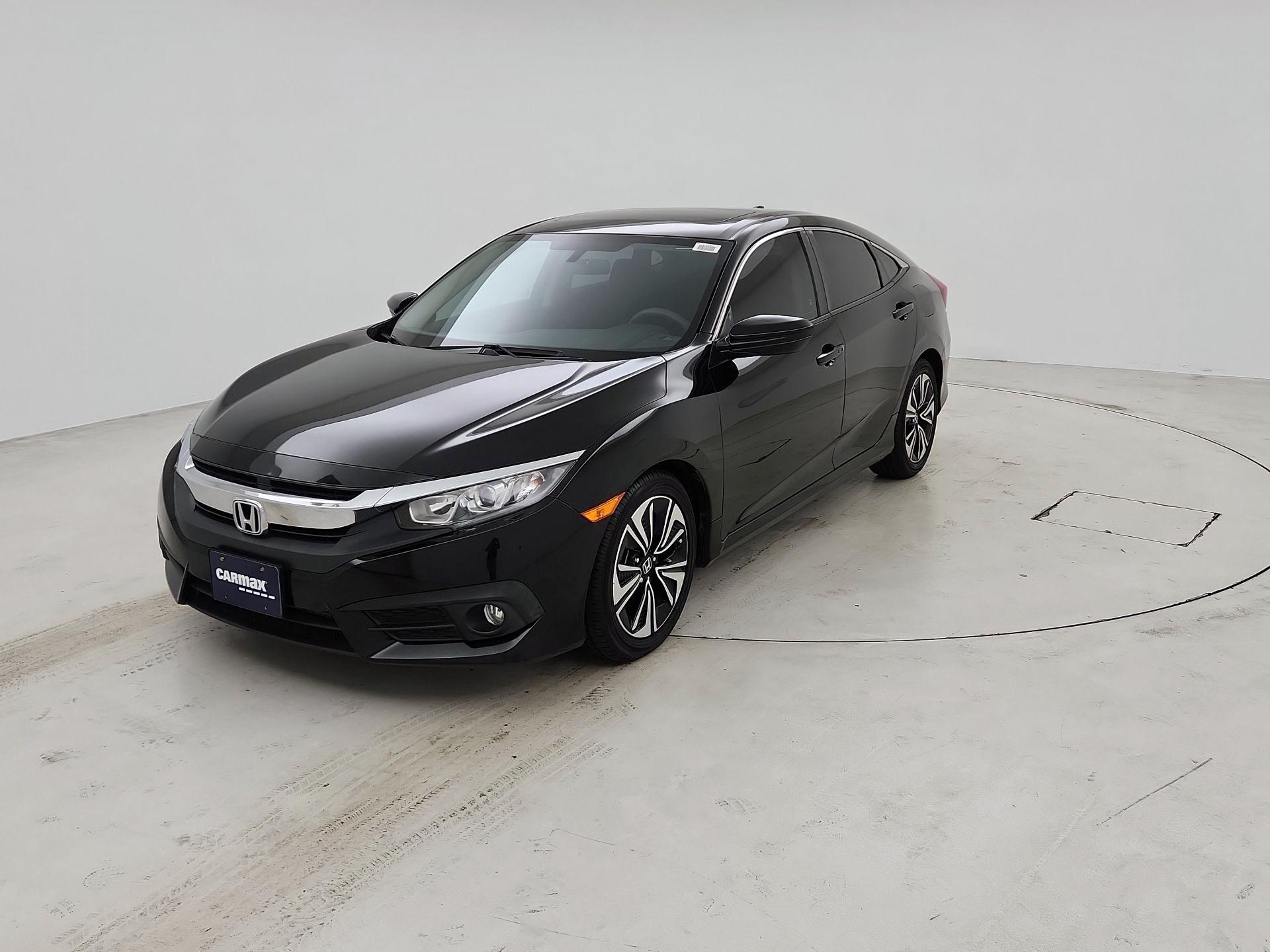 Thumbnail: 2017 Honda Civic - 3