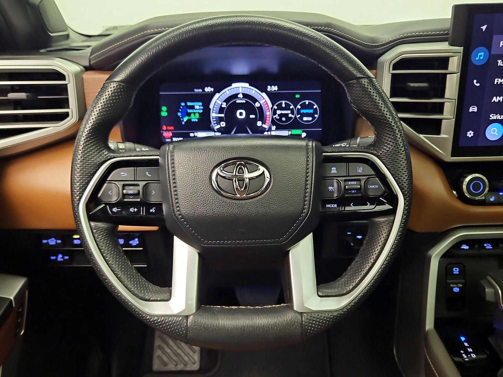 Thumbnail: 2024 Toyota Tundra - 10