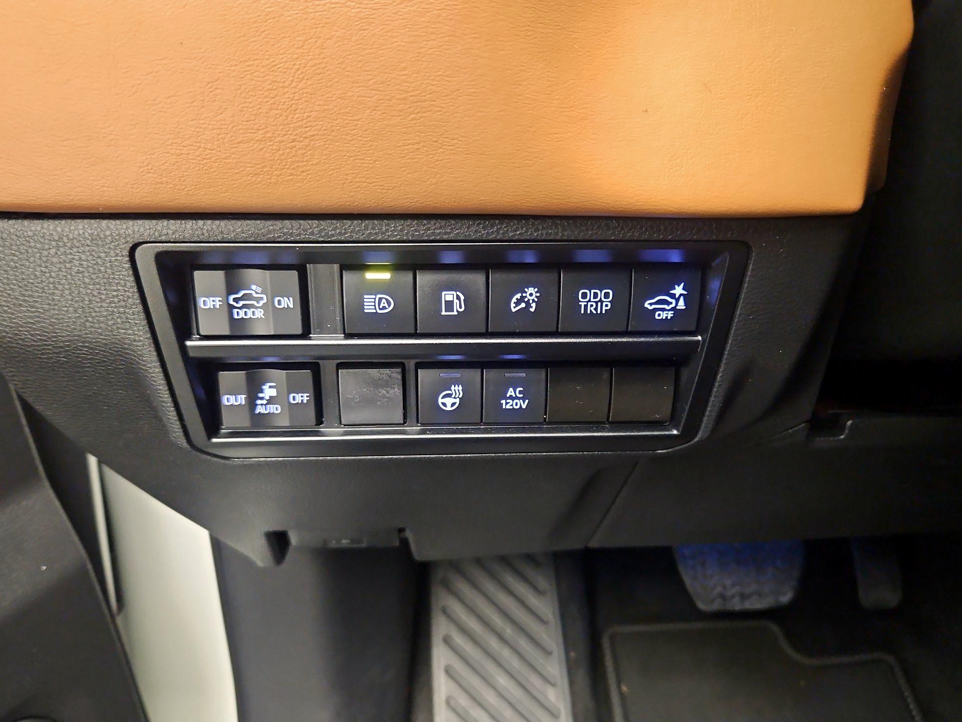 Thumbnail: 2024 Toyota Tundra - 13