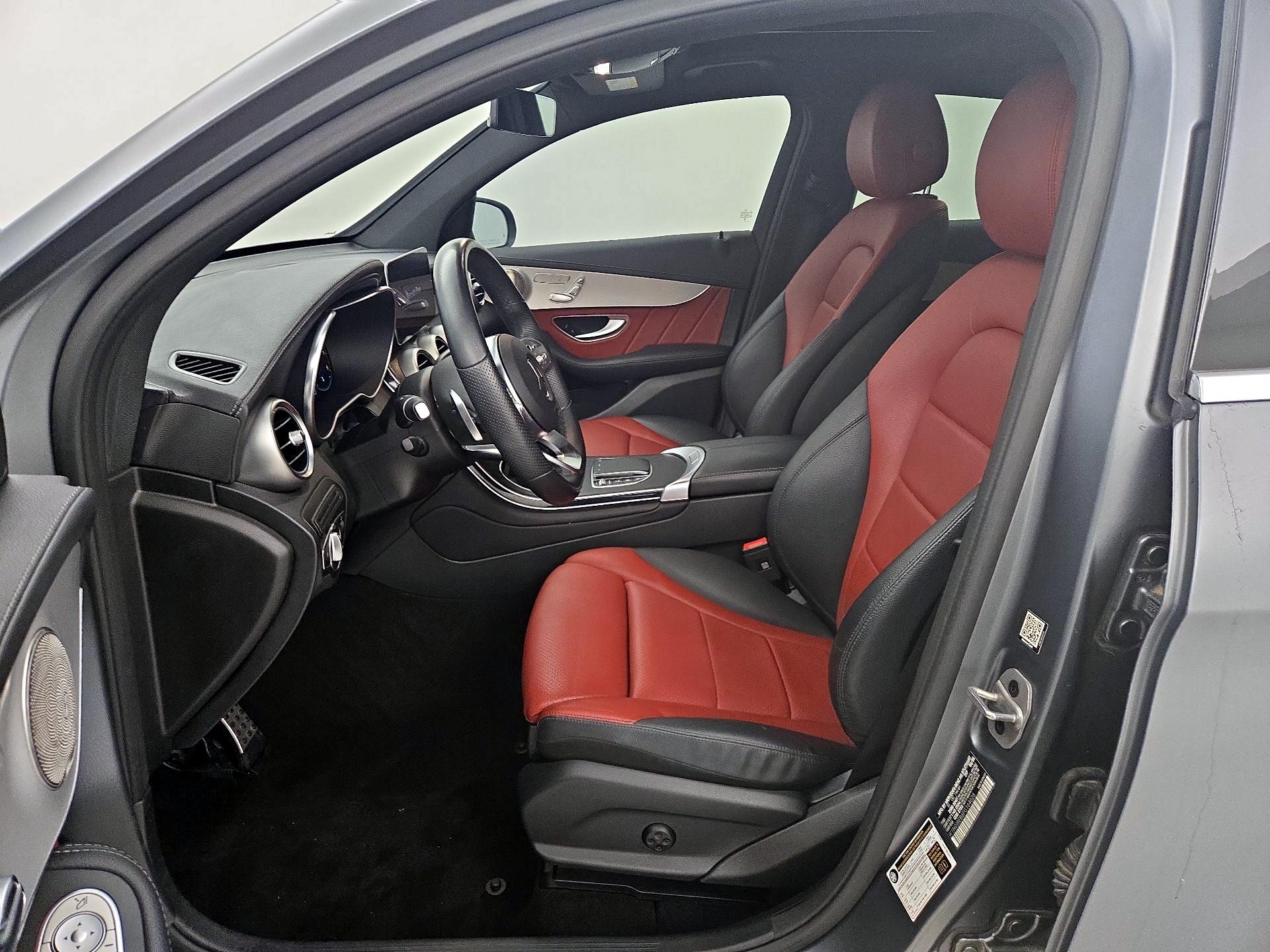 Thumbnail: 2023 Mercedes-Benz GLC - 11