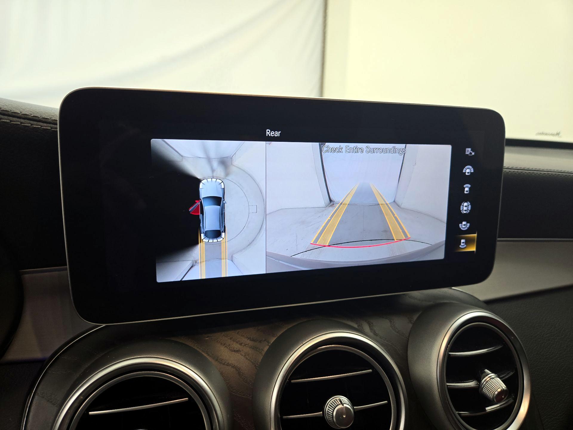 Thumbnail: 2023 Mercedes-Benz GLC - 14