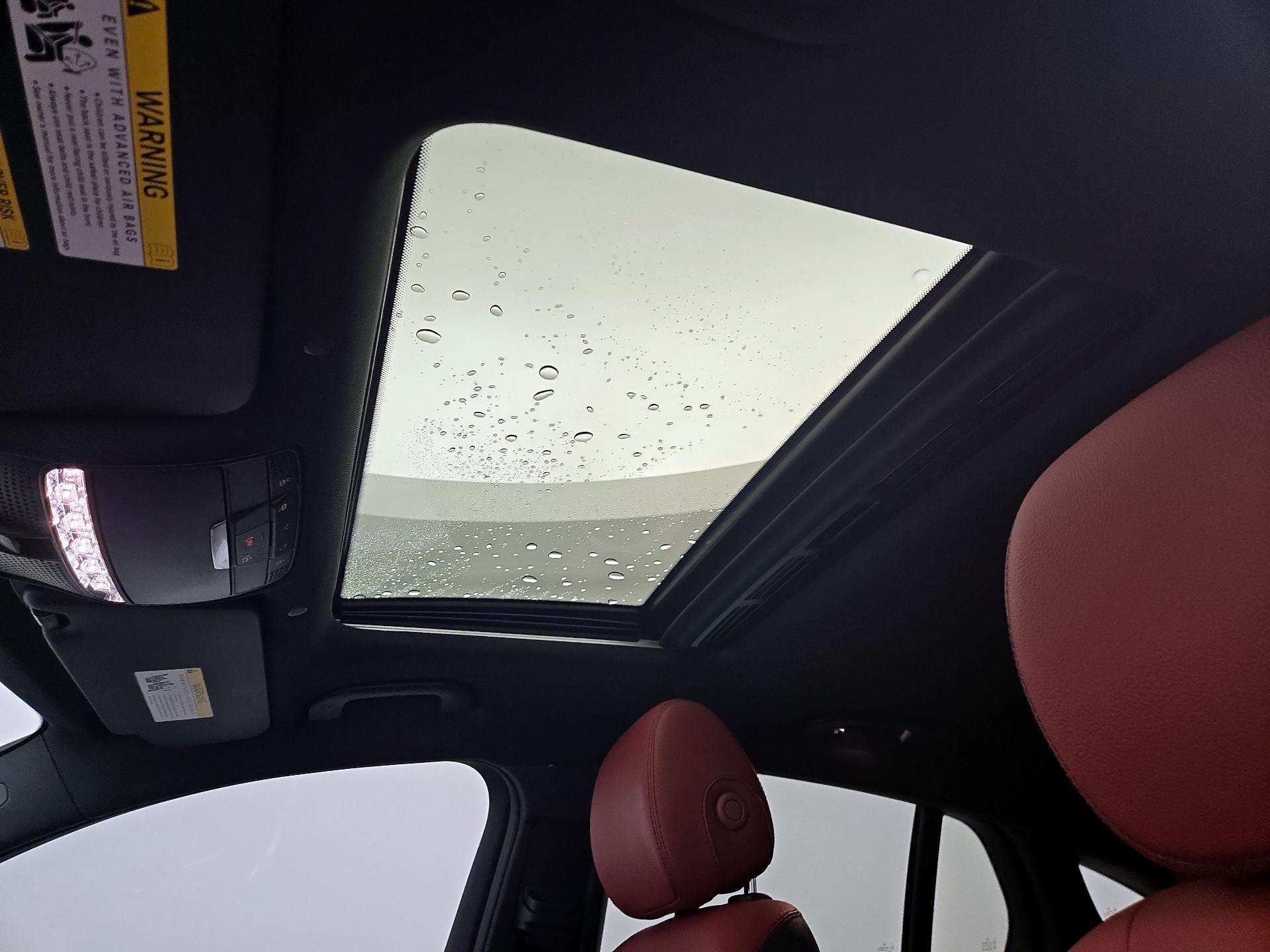 Thumbnail: 2023 Mercedes-Benz GLC - 19