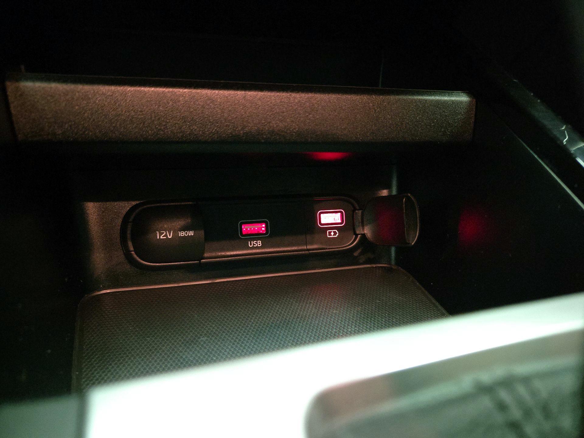 Thumbnail: 2022 Kia Forte - 18