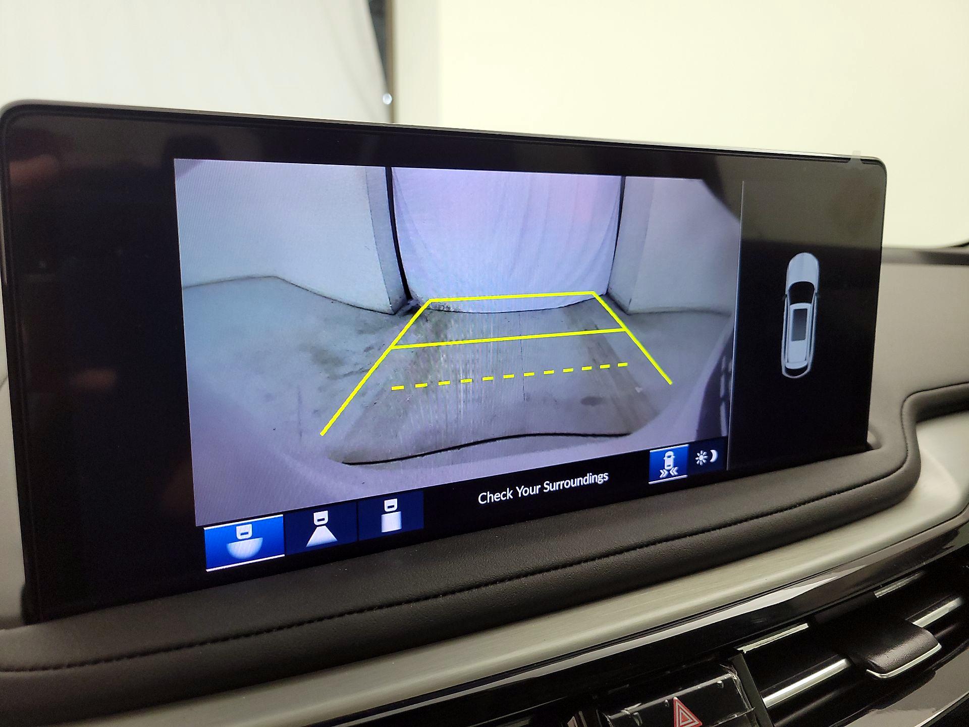 Thumbnail: 2025 Acura MDX - 15