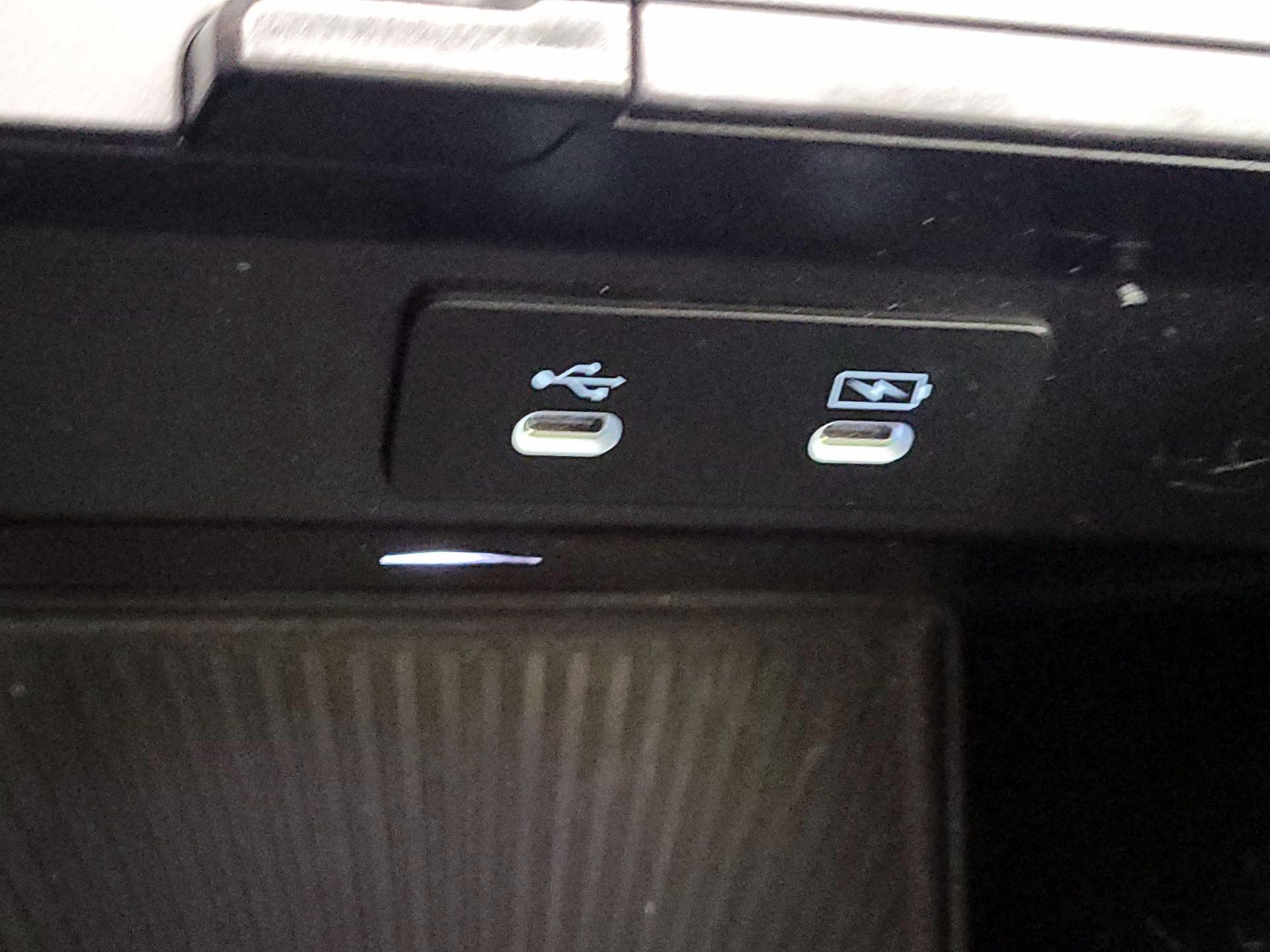 Thumbnail: 2025 Acura MDX - 19