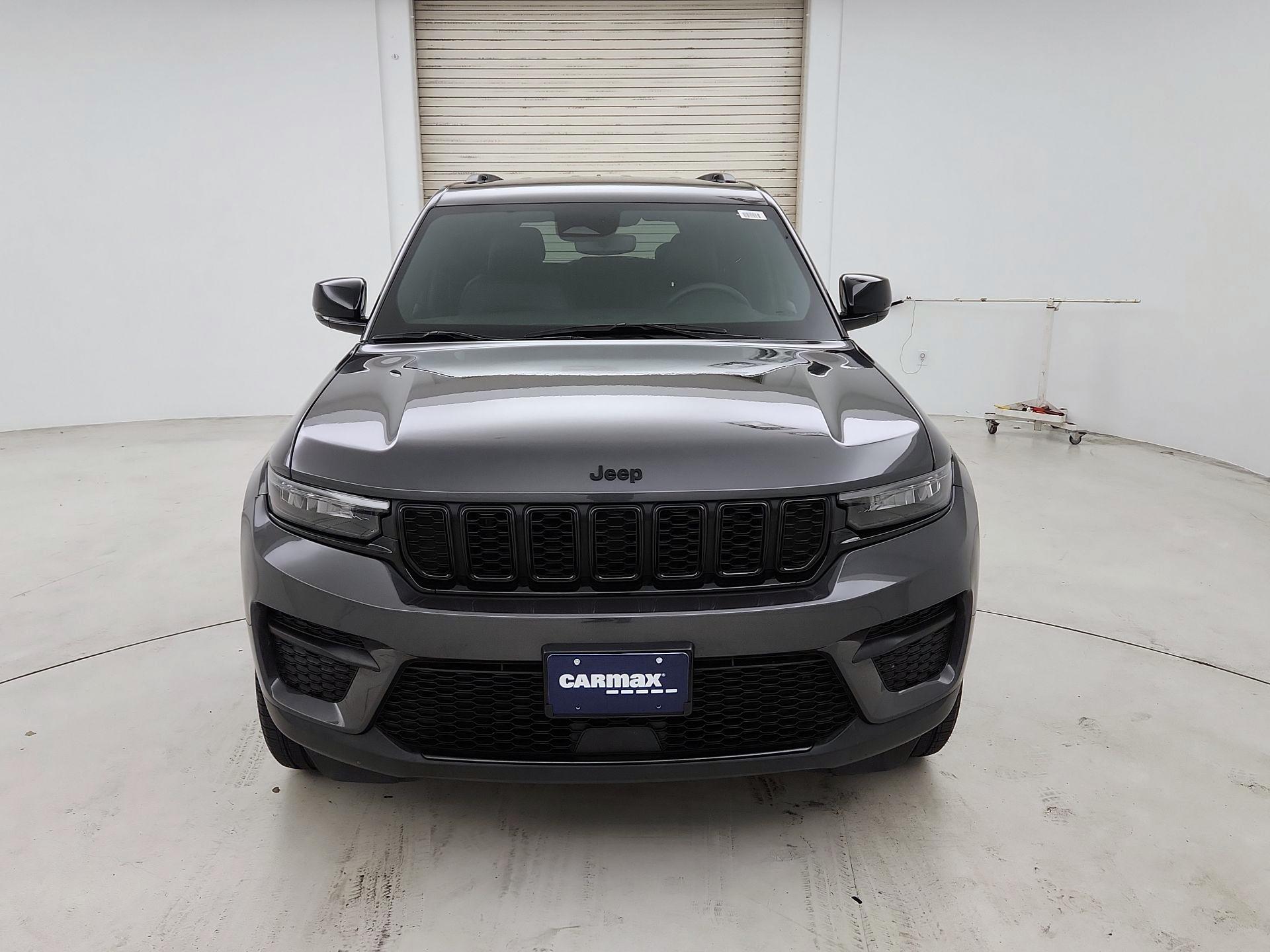 Thumbnail: 2024 Jeep Grand Cherokee - 2