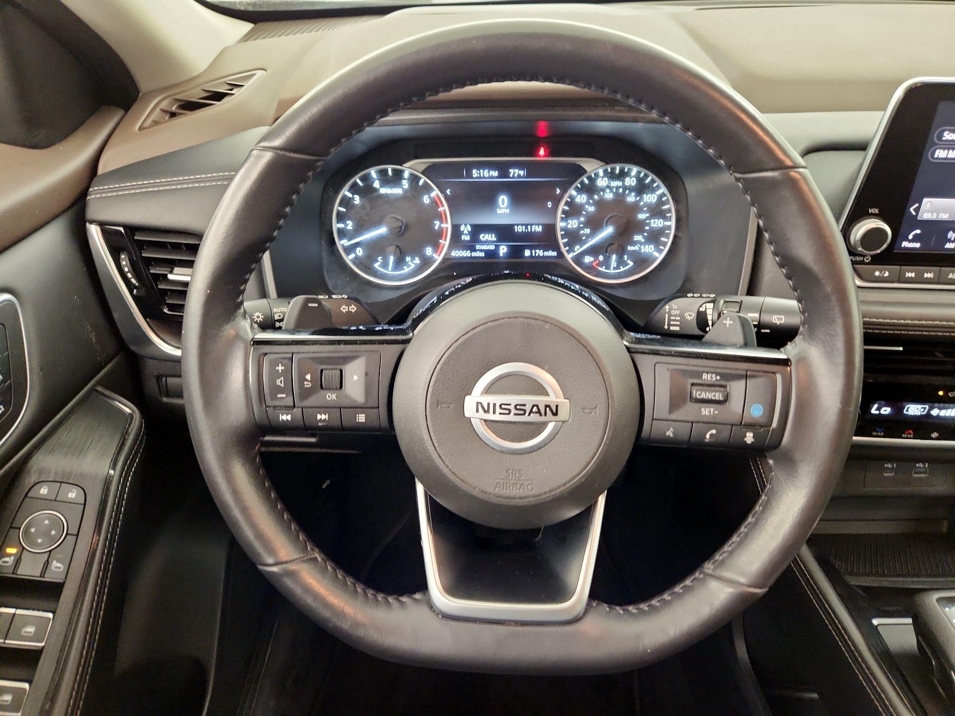 Thumbnail: 2021 Nissan Rogue - 10