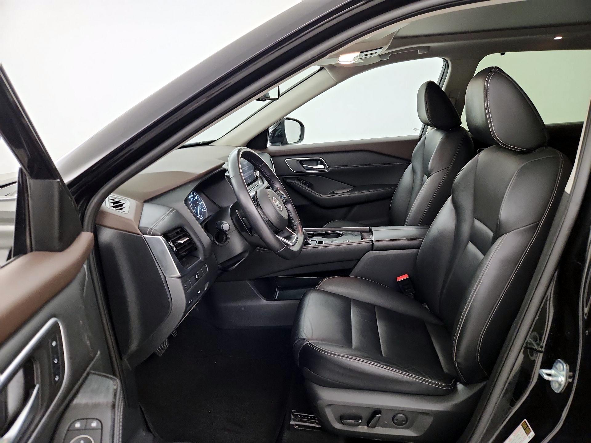 Thumbnail: 2021 Nissan Rogue - 11