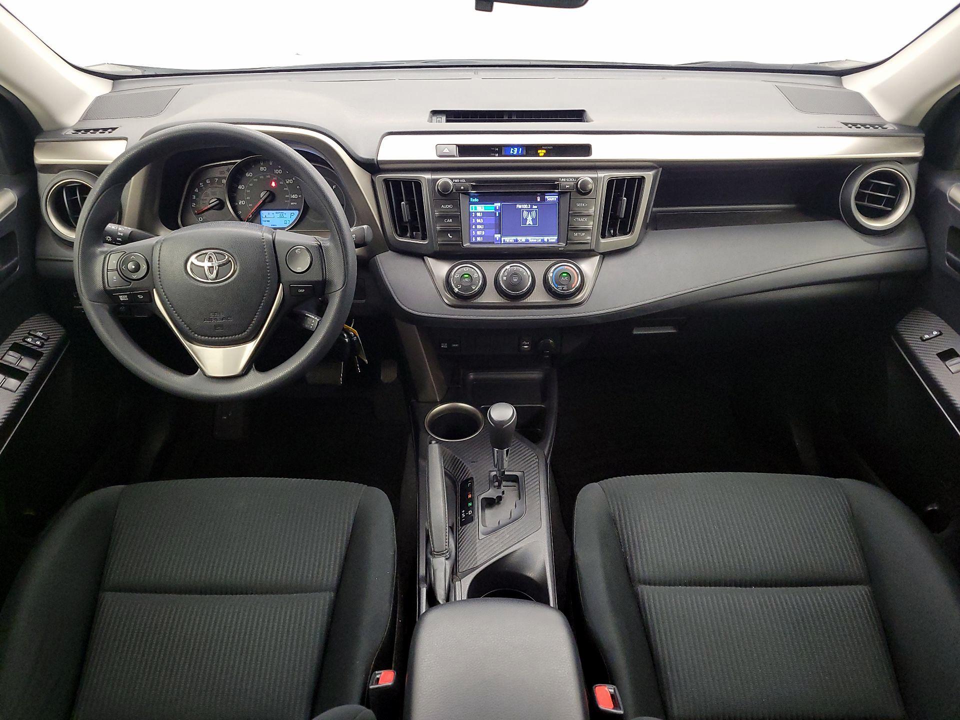 Thumbnail: 2015 Toyota RAV4 - 9