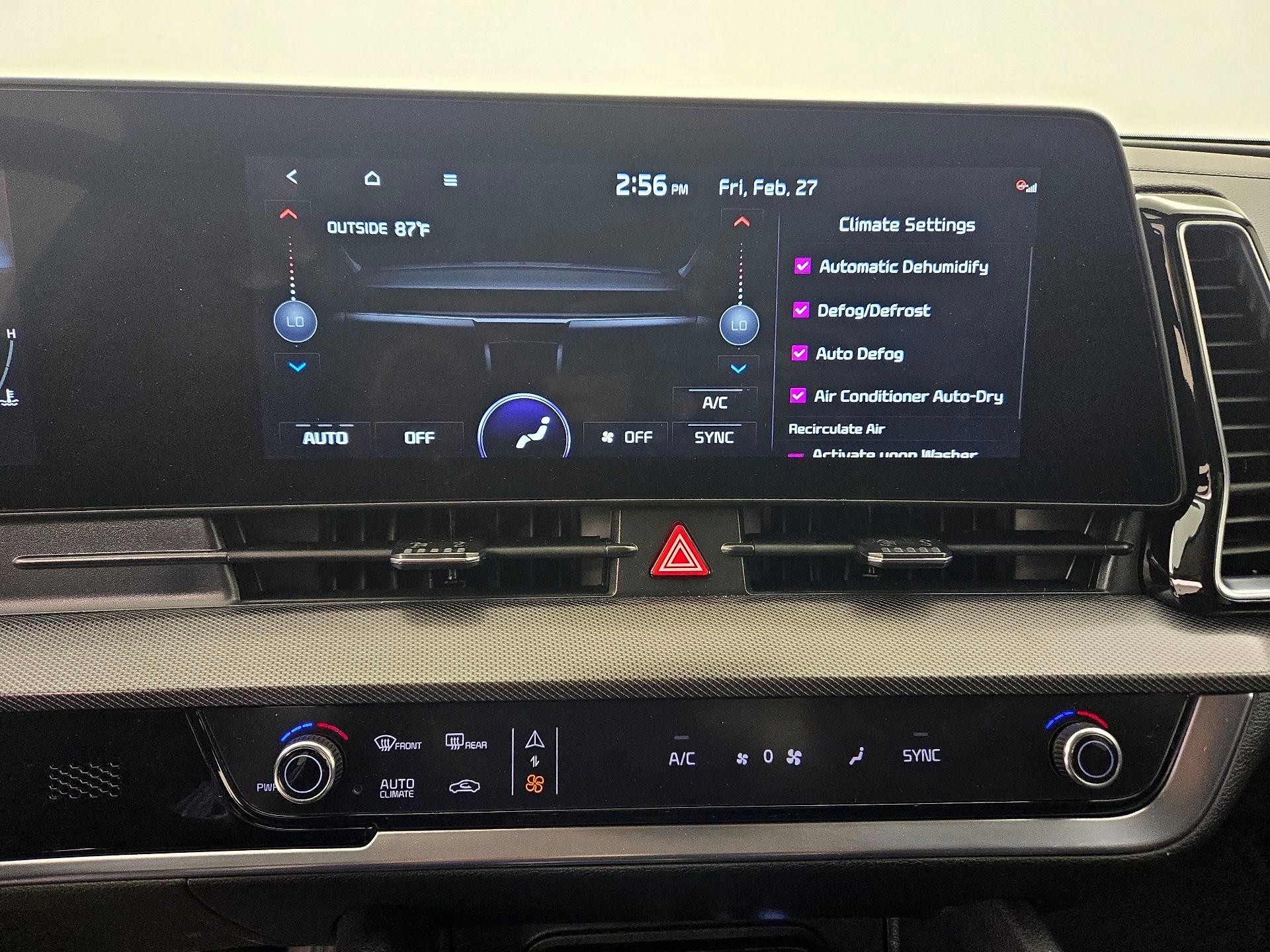 Thumbnail: 2025 Kia Sportage - 17