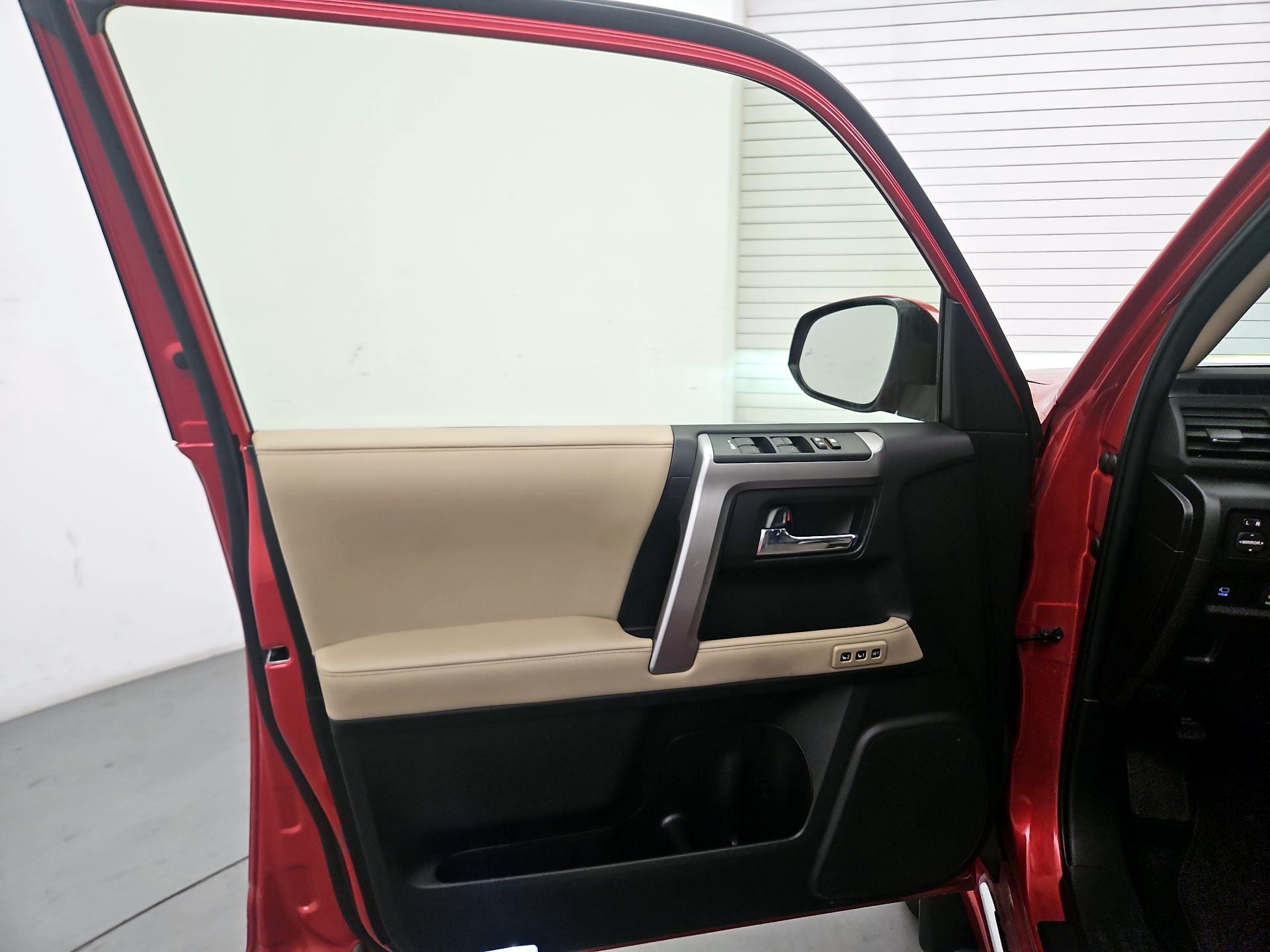 Thumbnail: 2024 Toyota 4Runner - 12