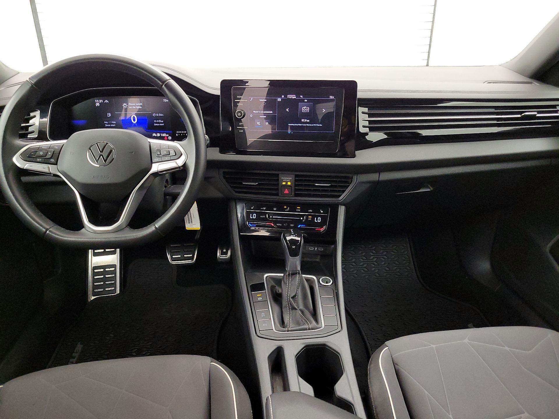 Thumbnail: 2025 Volkswagen Jetta - 9