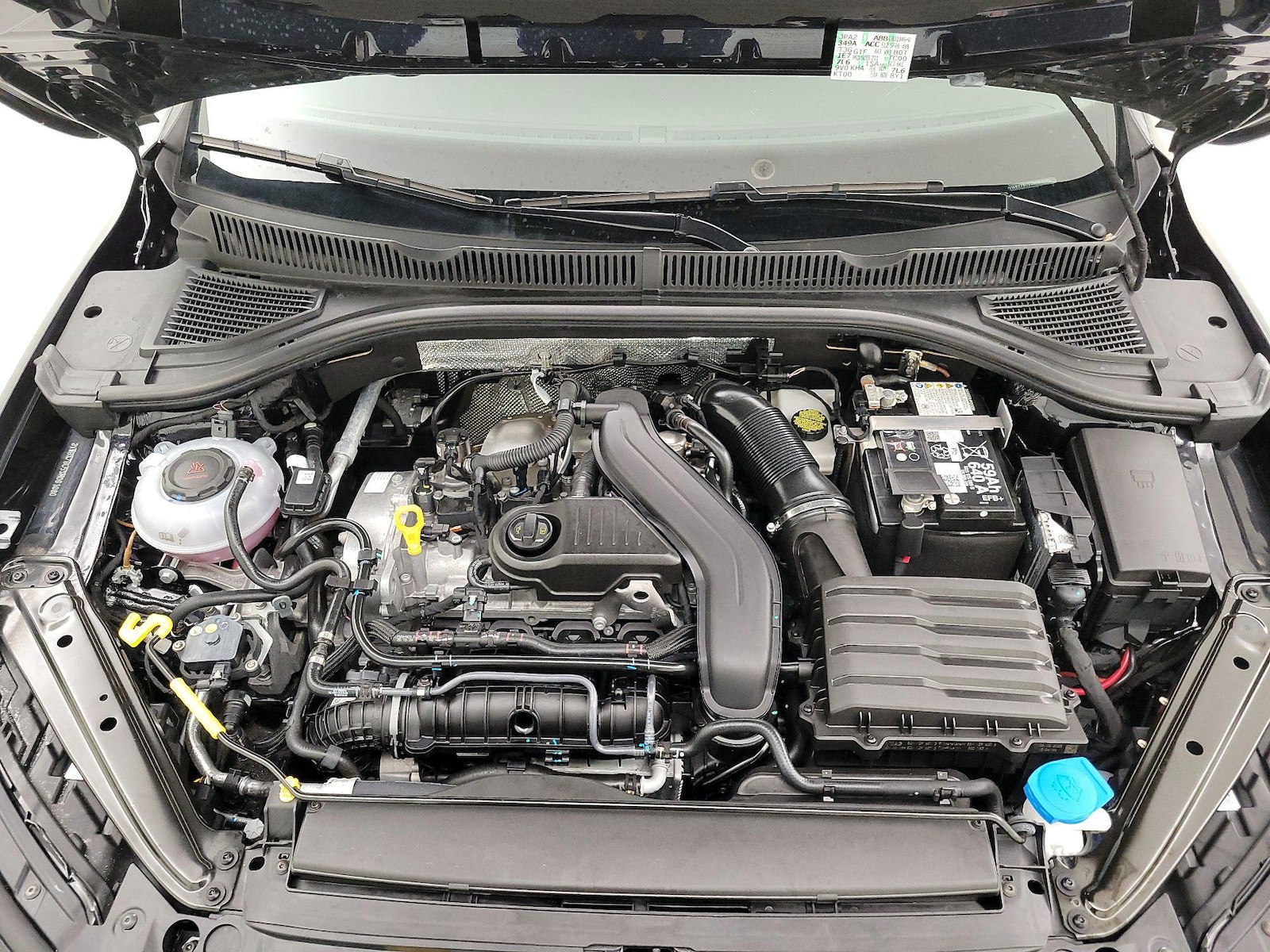 2025 Volkswagen Jetta Sport - Photo 22