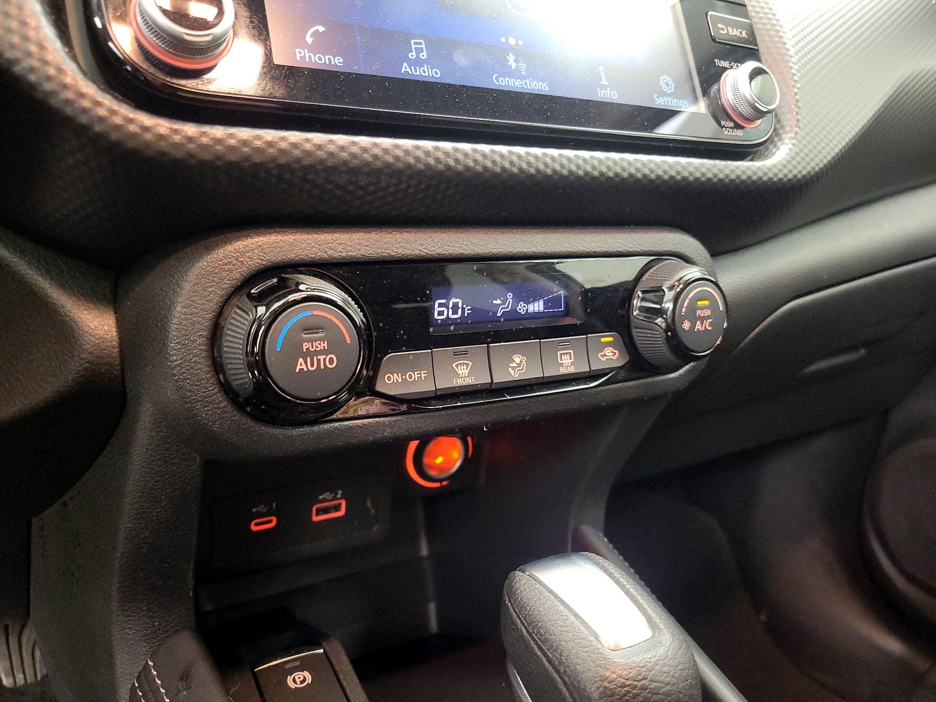 Thumbnail: 2021 Nissan Kicks - 15