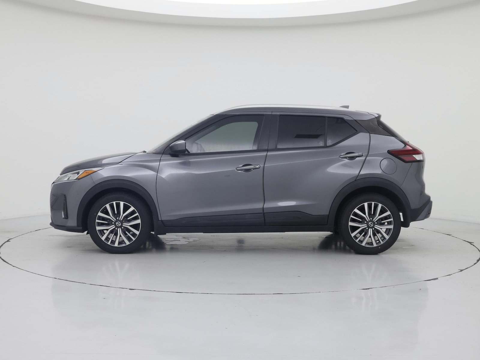 2021 Nissan Kicks SV - Photo 4