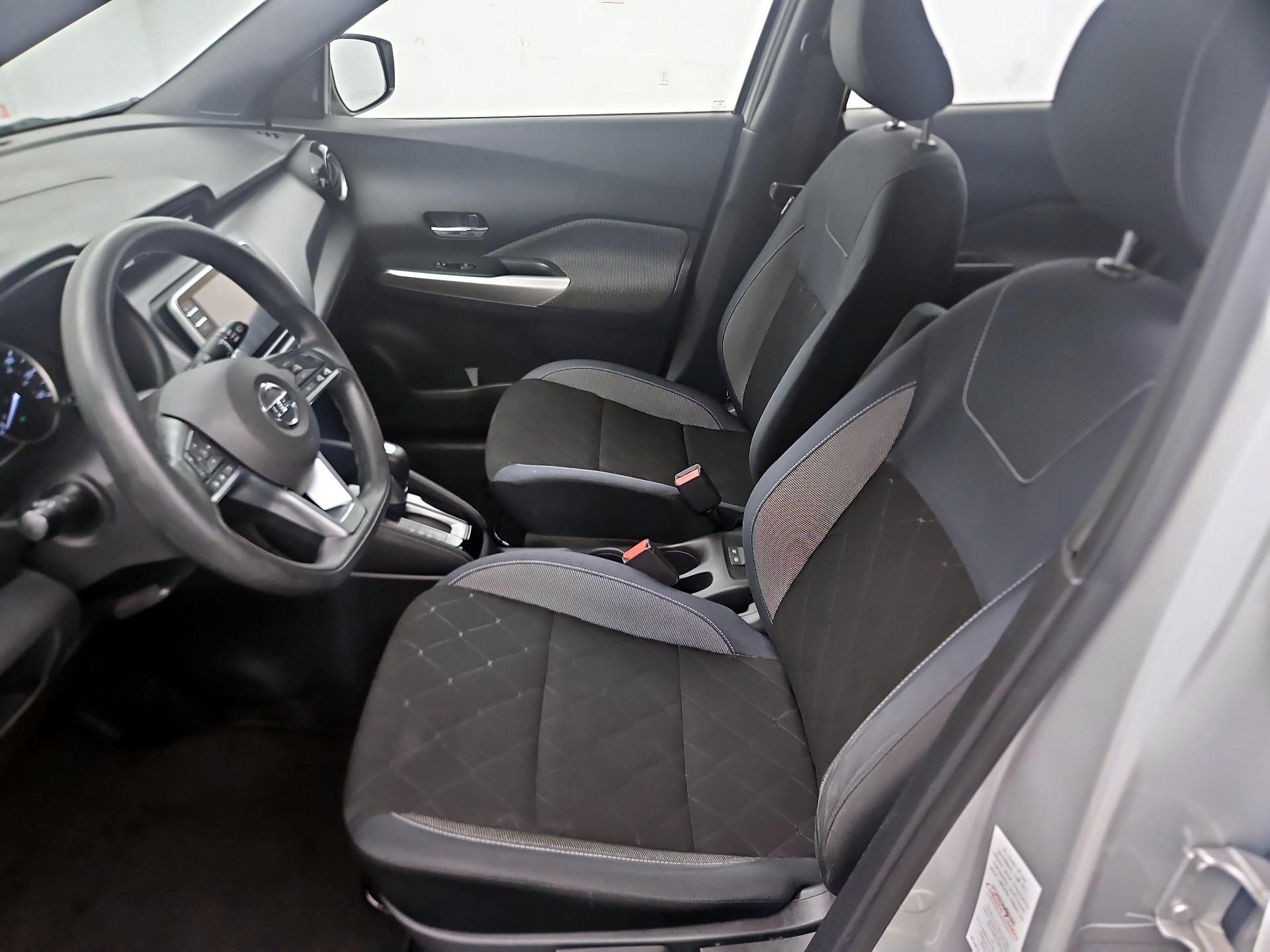 Thumbnail: 2019 Nissan Kicks - 11