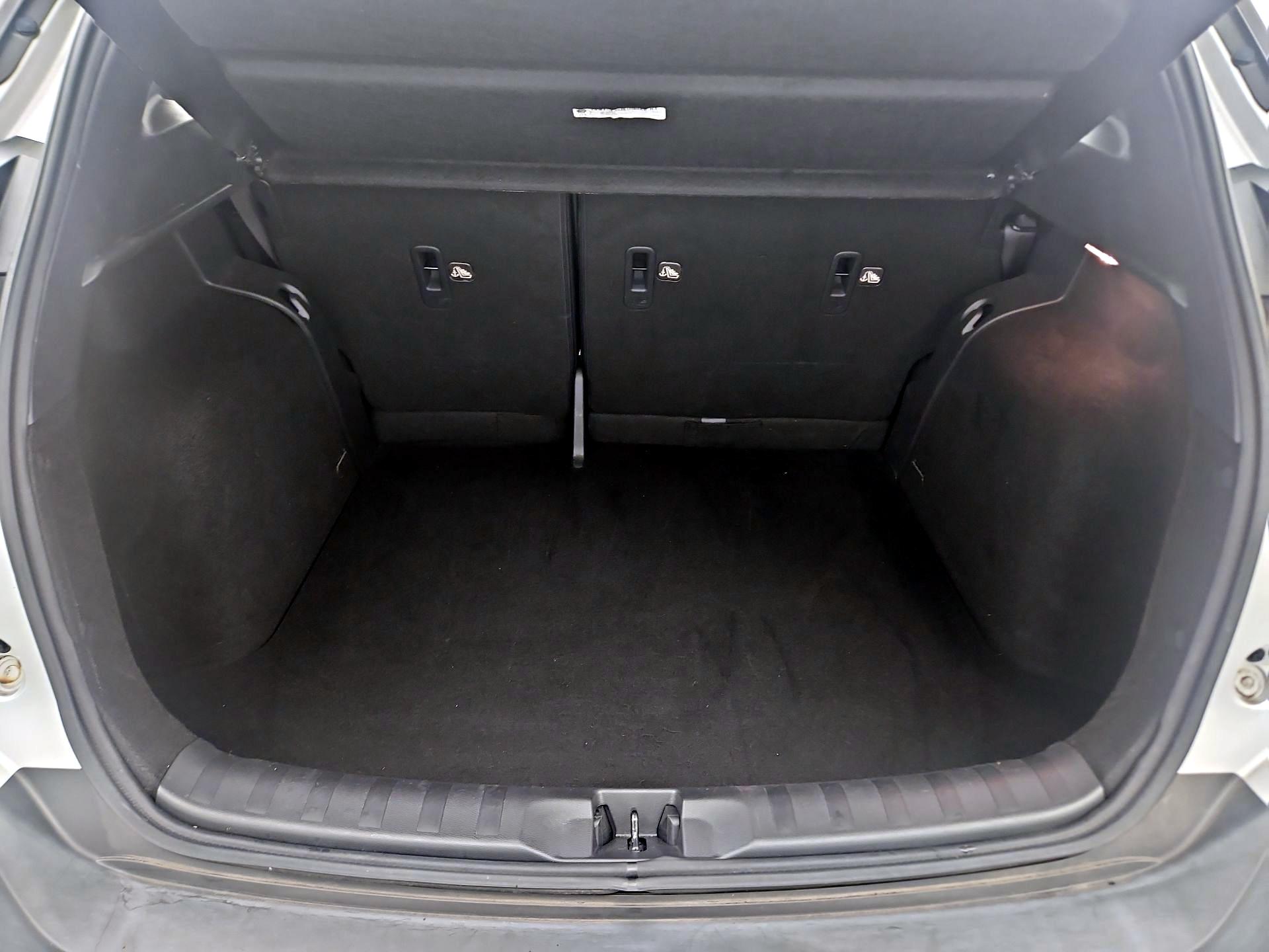 Thumbnail: 2019 Nissan Kicks - 20