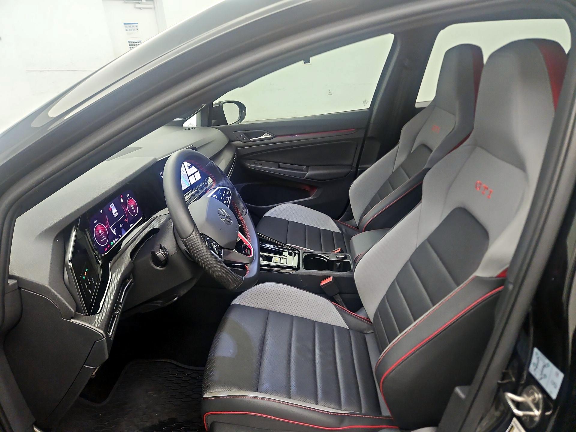 Thumbnail: 2024 Volkswagen Golf - 11