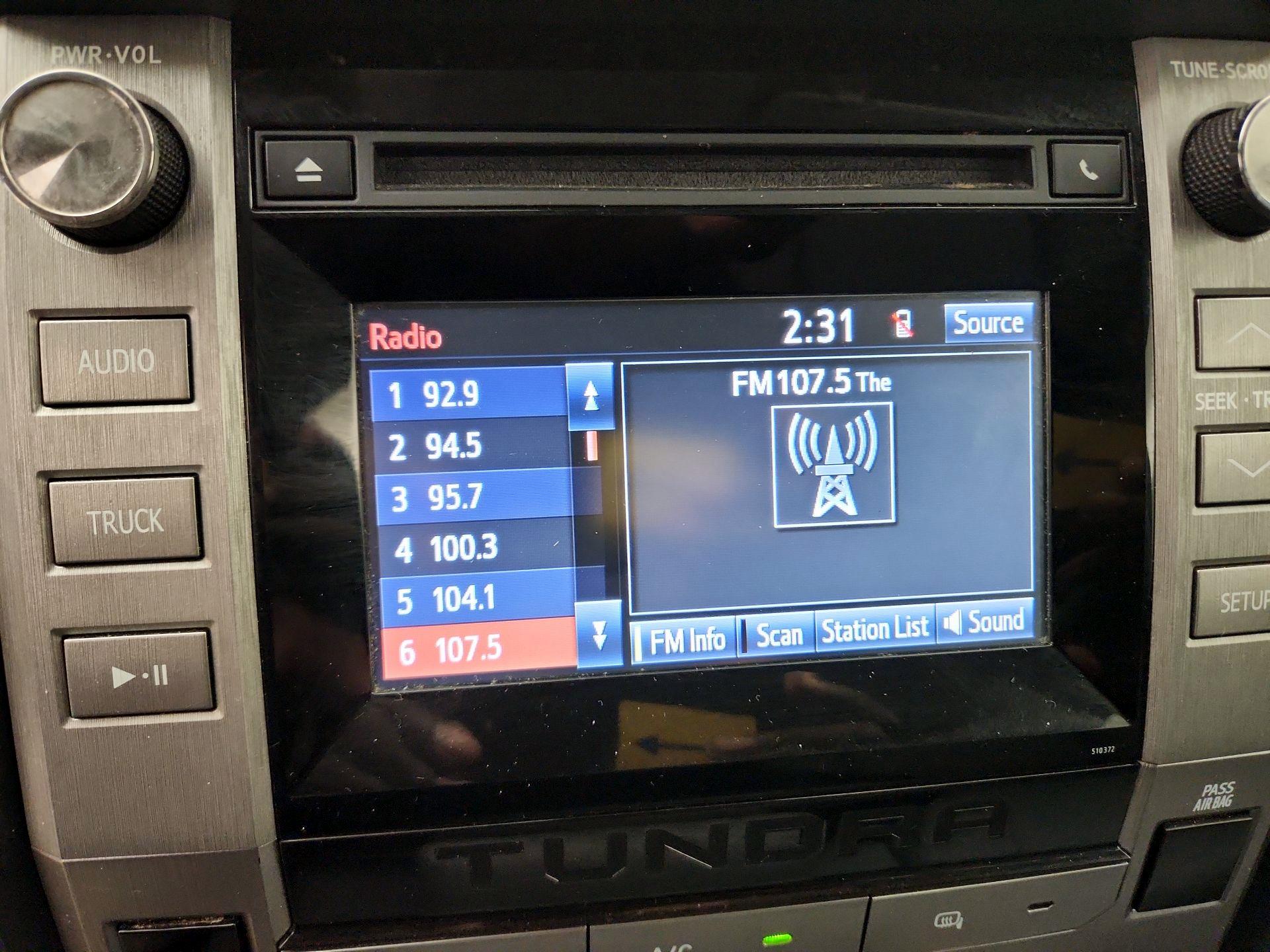 Thumbnail: 2019 Toyota Tundra - 15