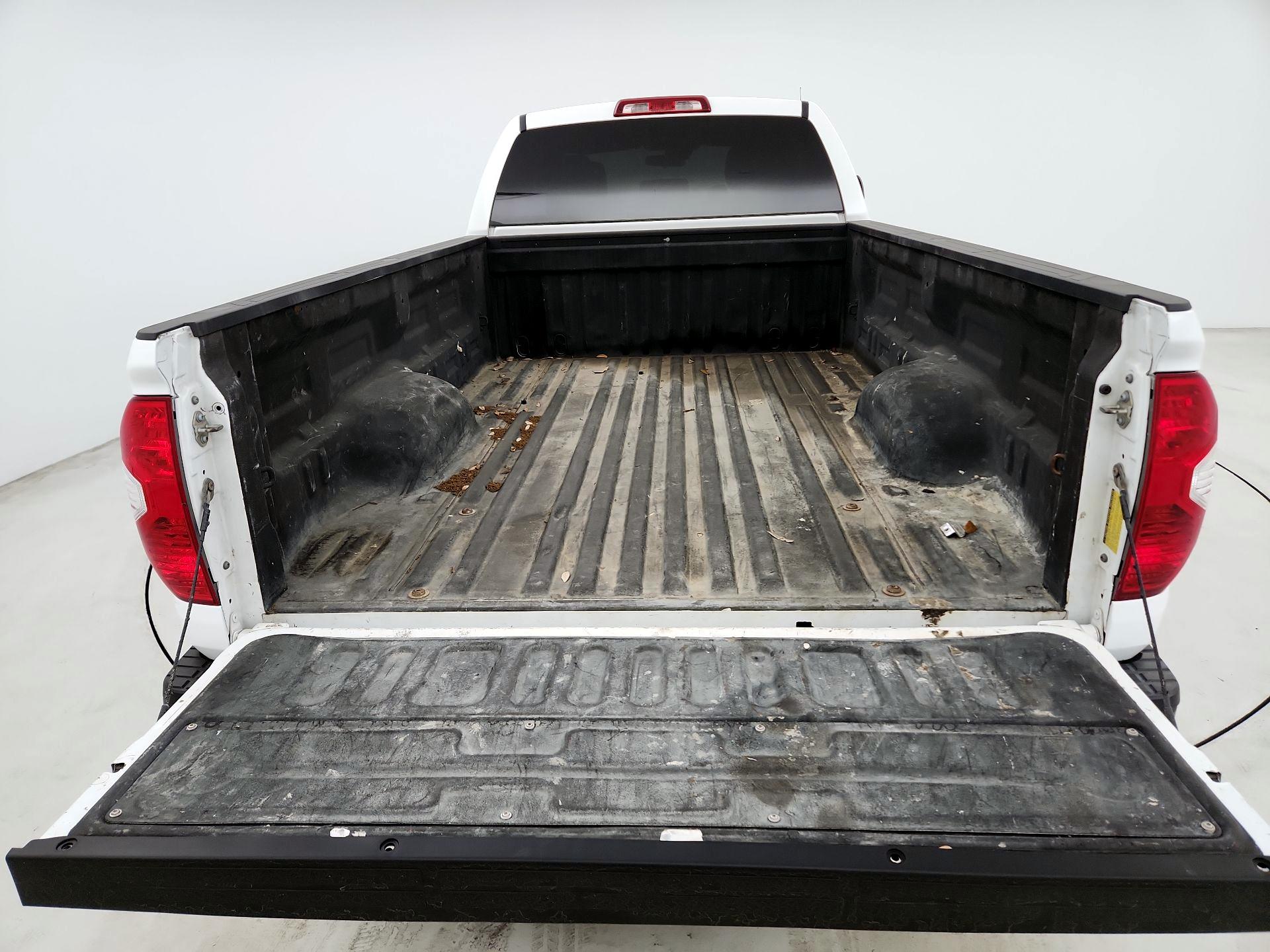 Thumbnail: 2019 Toyota Tundra - 20