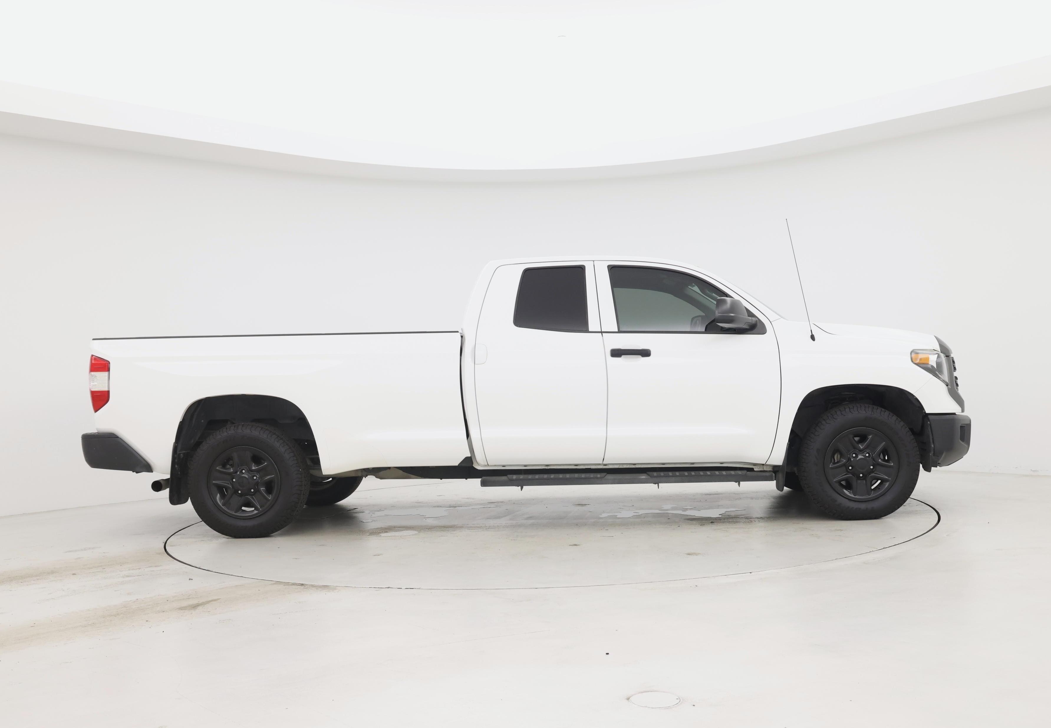 Thumbnail: 2019 Toyota Tundra - 7