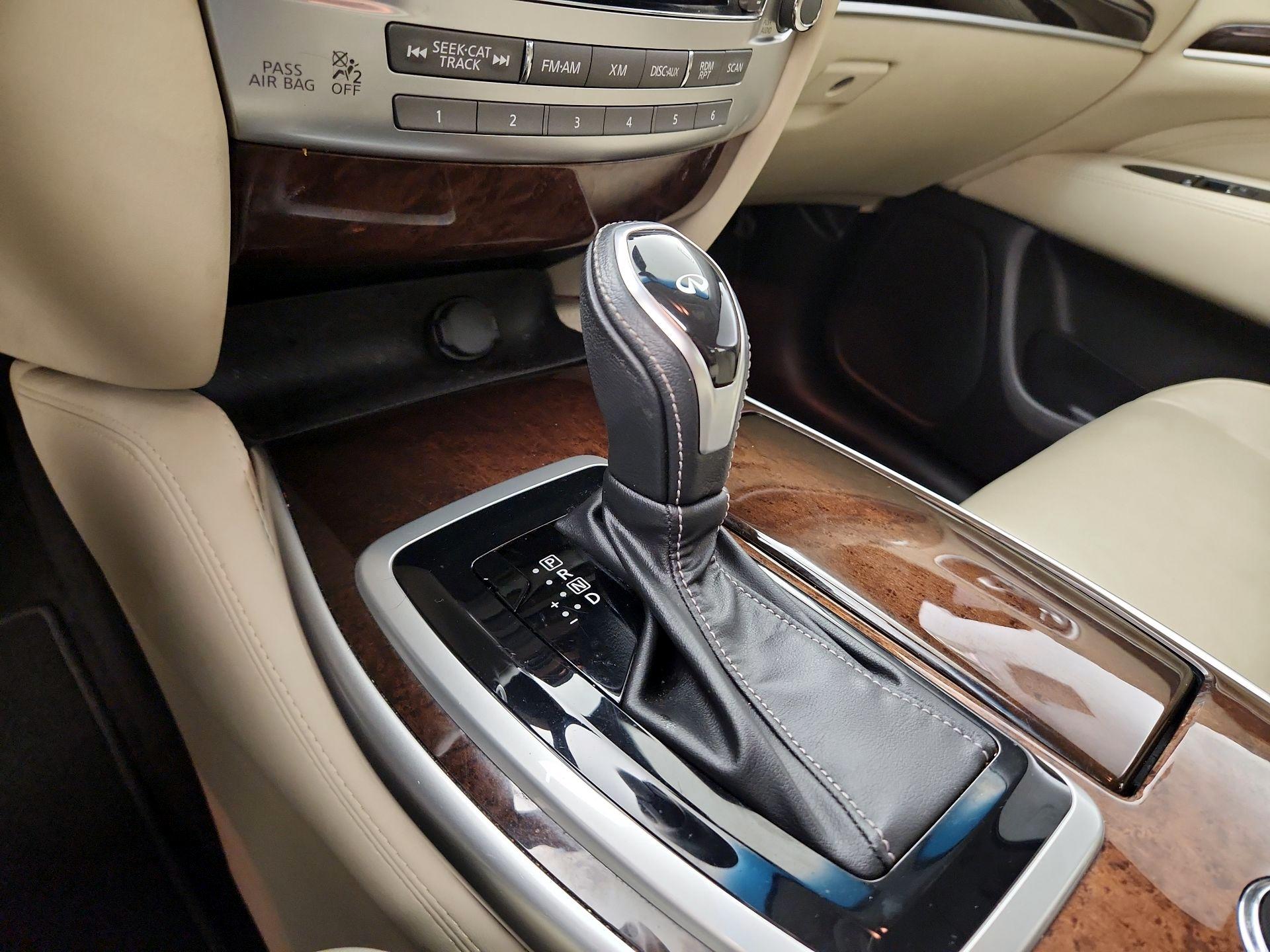 Thumbnail: 2016 INFINITI QX60 - 15